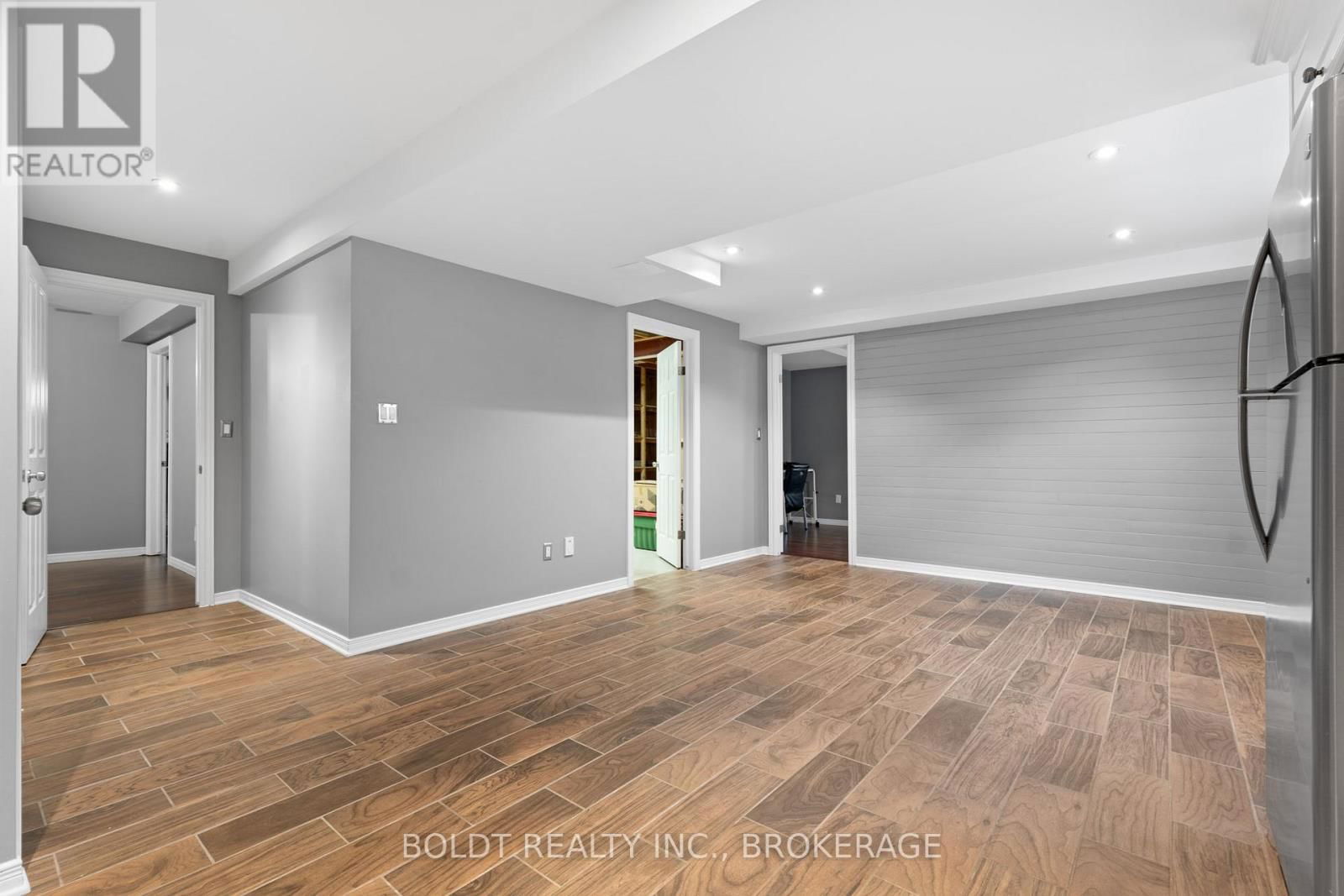 39 BELLEVUE COURT Image 30