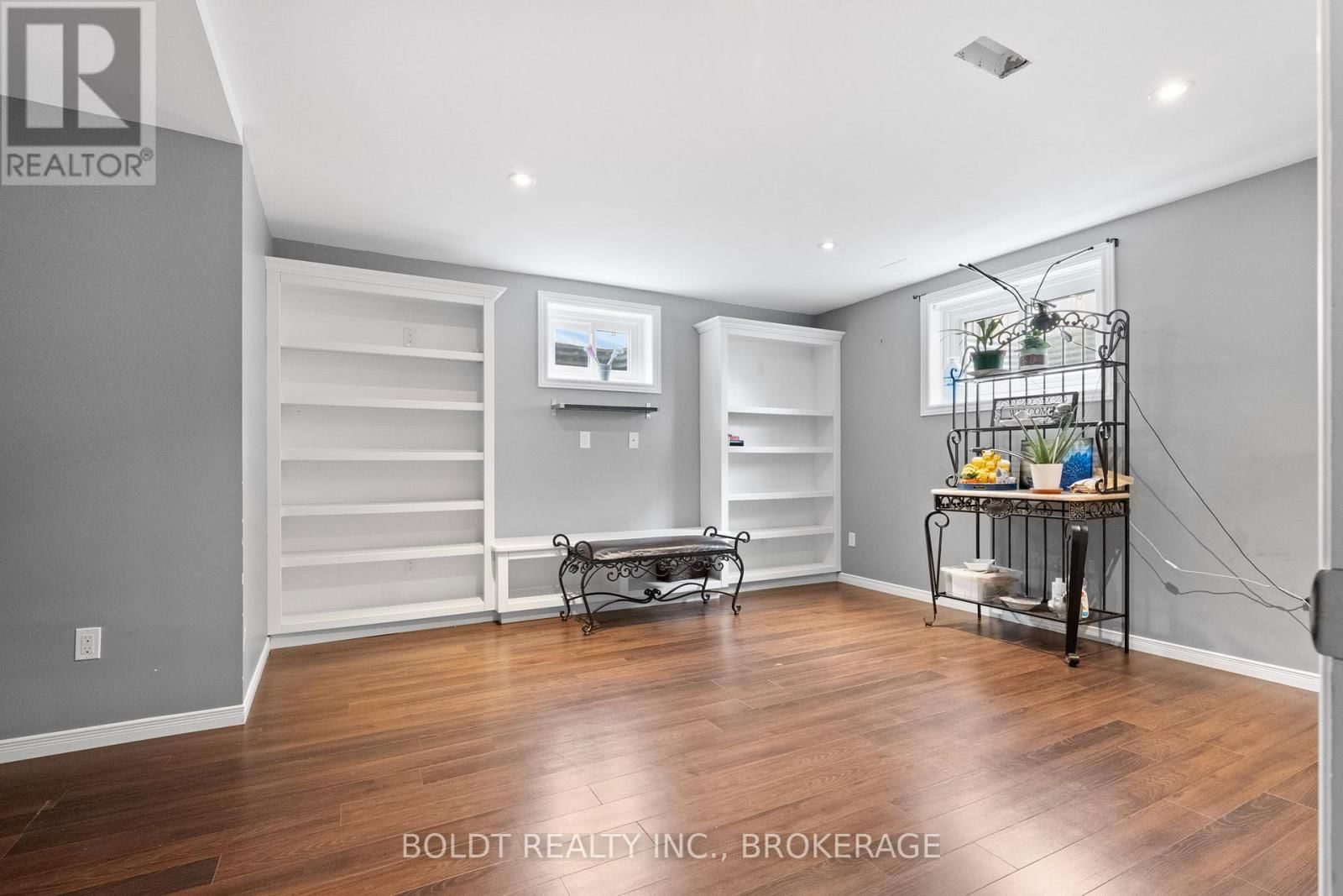 39 BELLEVUE COURT Image 31