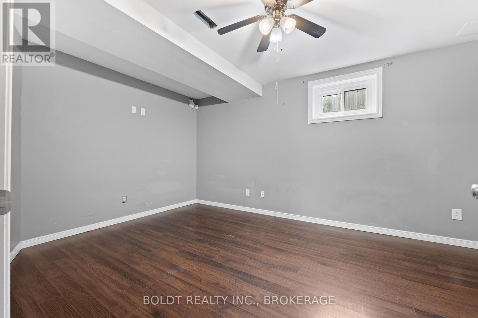 39 BELLEVUE COURT Image 32