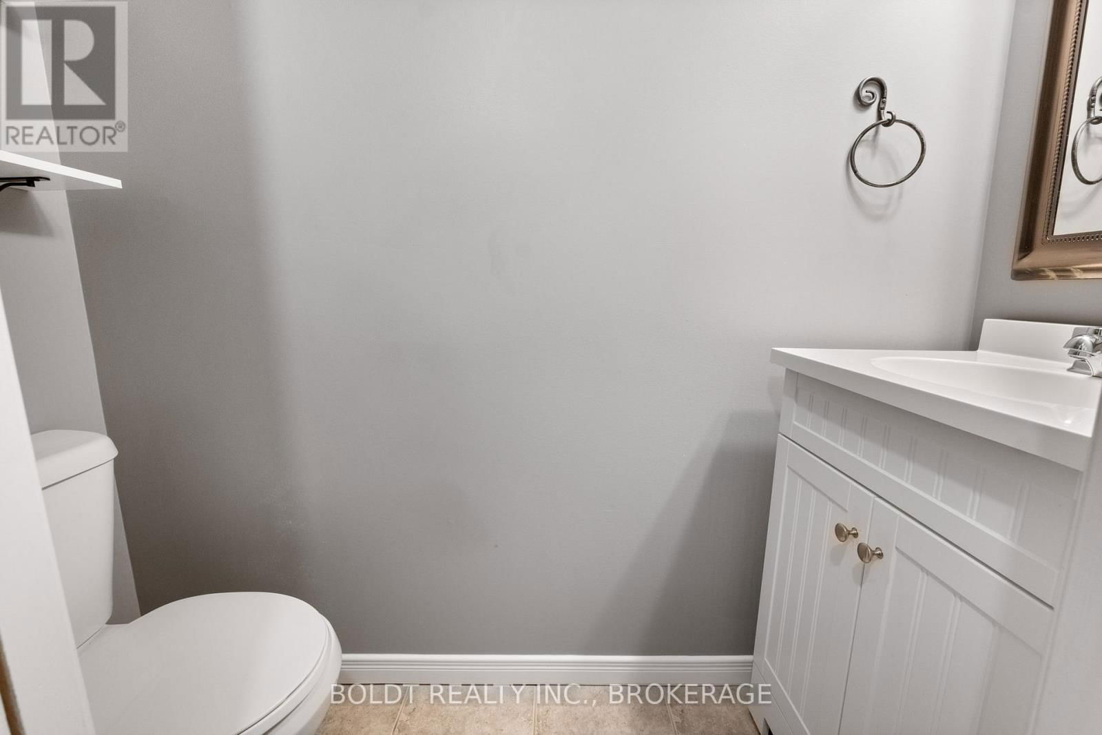 39 BELLEVUE COURT Image 33