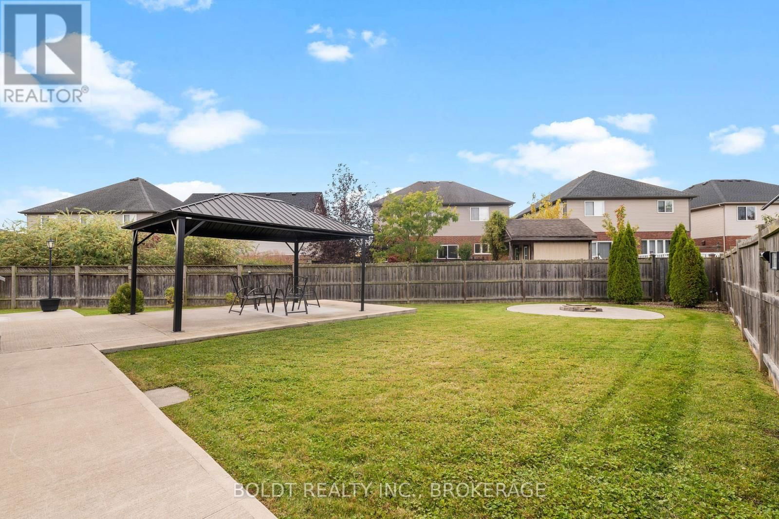 39 BELLEVUE COURT Image 41