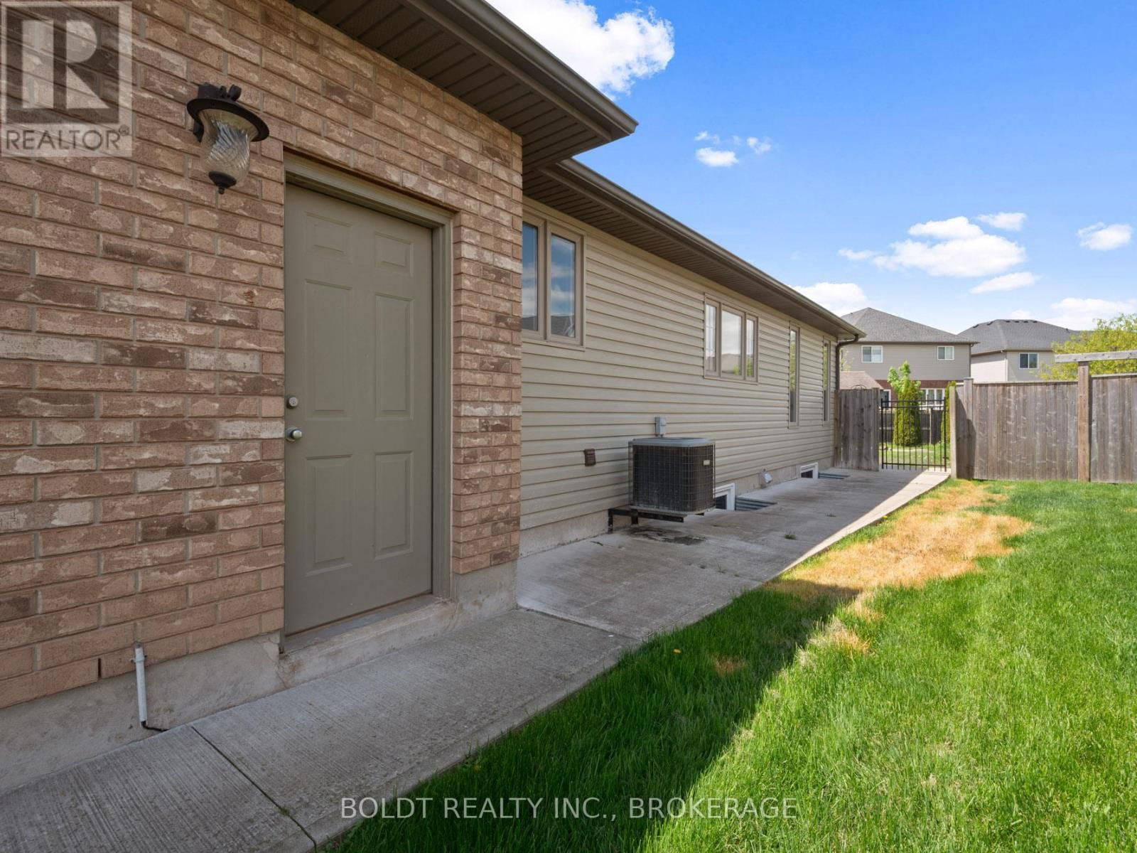 39 BELLEVUE COURT Image 43