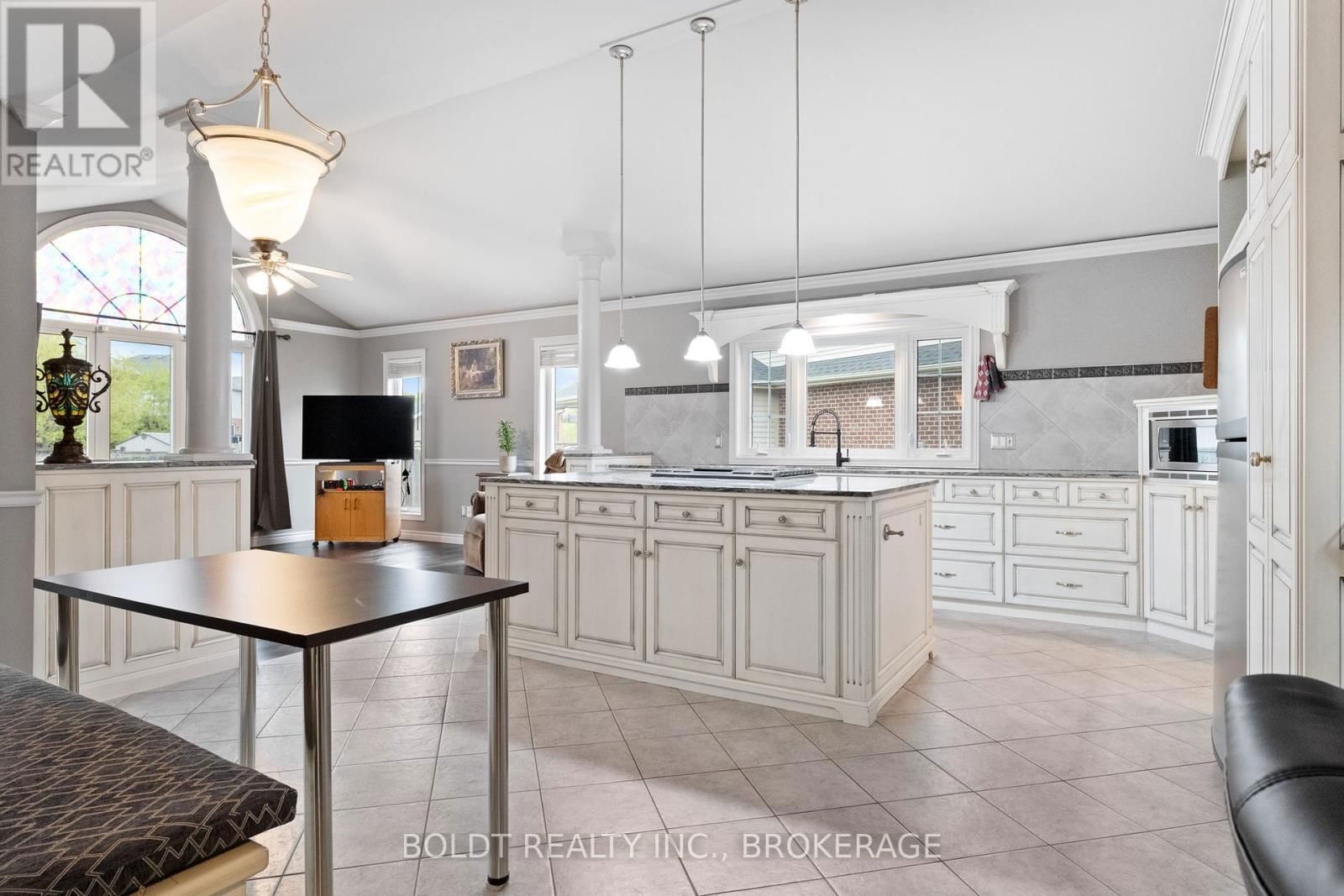39 BELLEVUE COURT Image 7