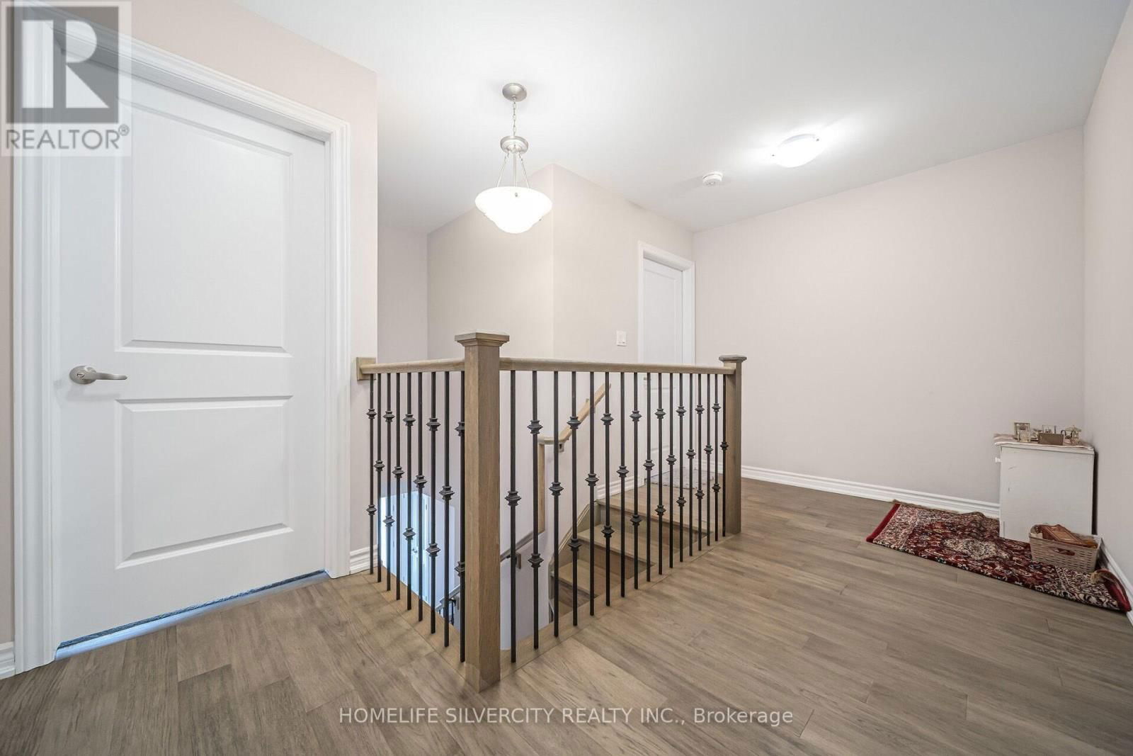 4 - 5672 DORCHESTER ROAD Image 14