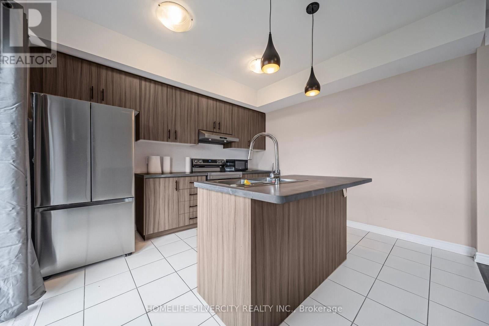 4 - 5672 DORCHESTER ROAD Image 6