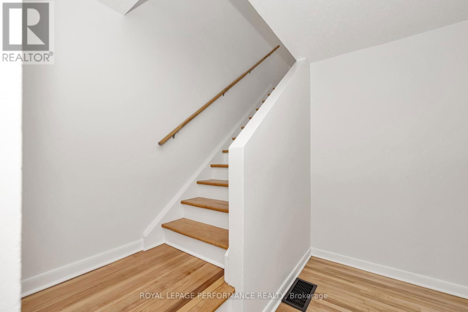 622 BORTHWICK AVENUE Image 16