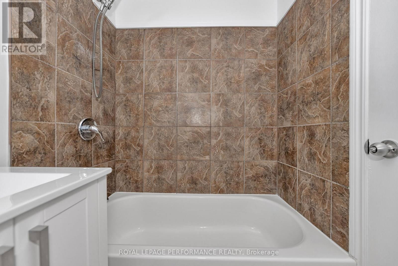 622 BORTHWICK AVENUE Image 19