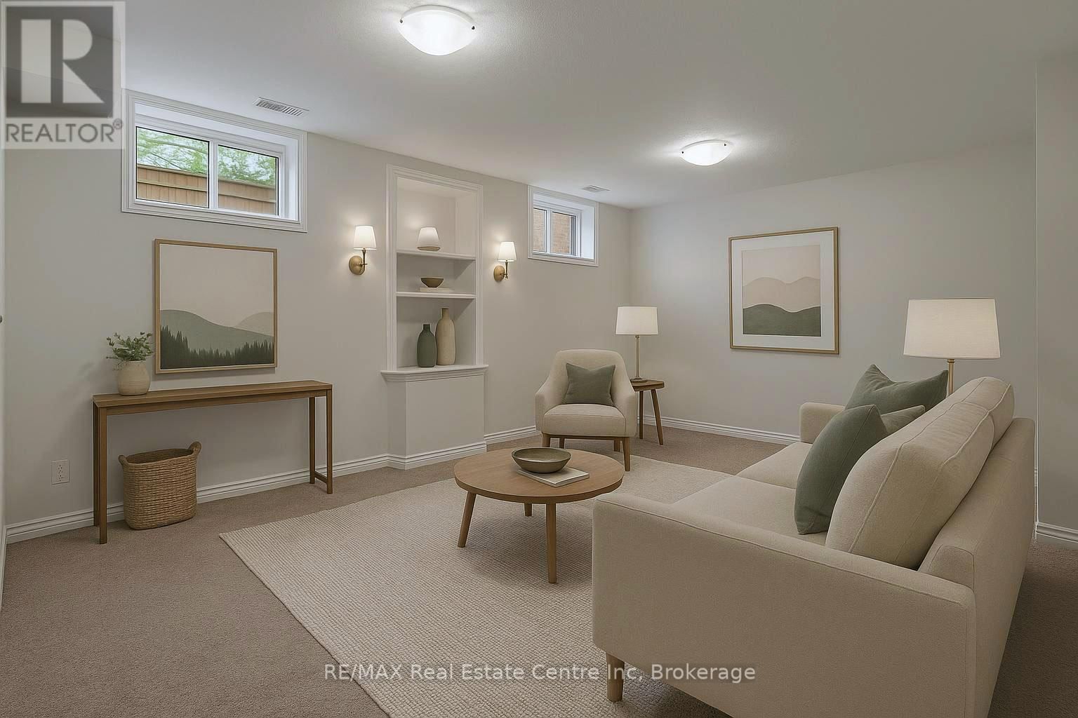 52 BOND COURT Image 26