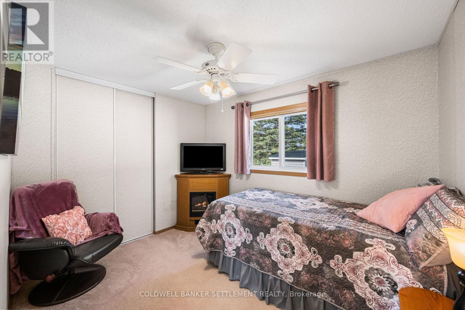 304 ACACIA ROAD Image 13