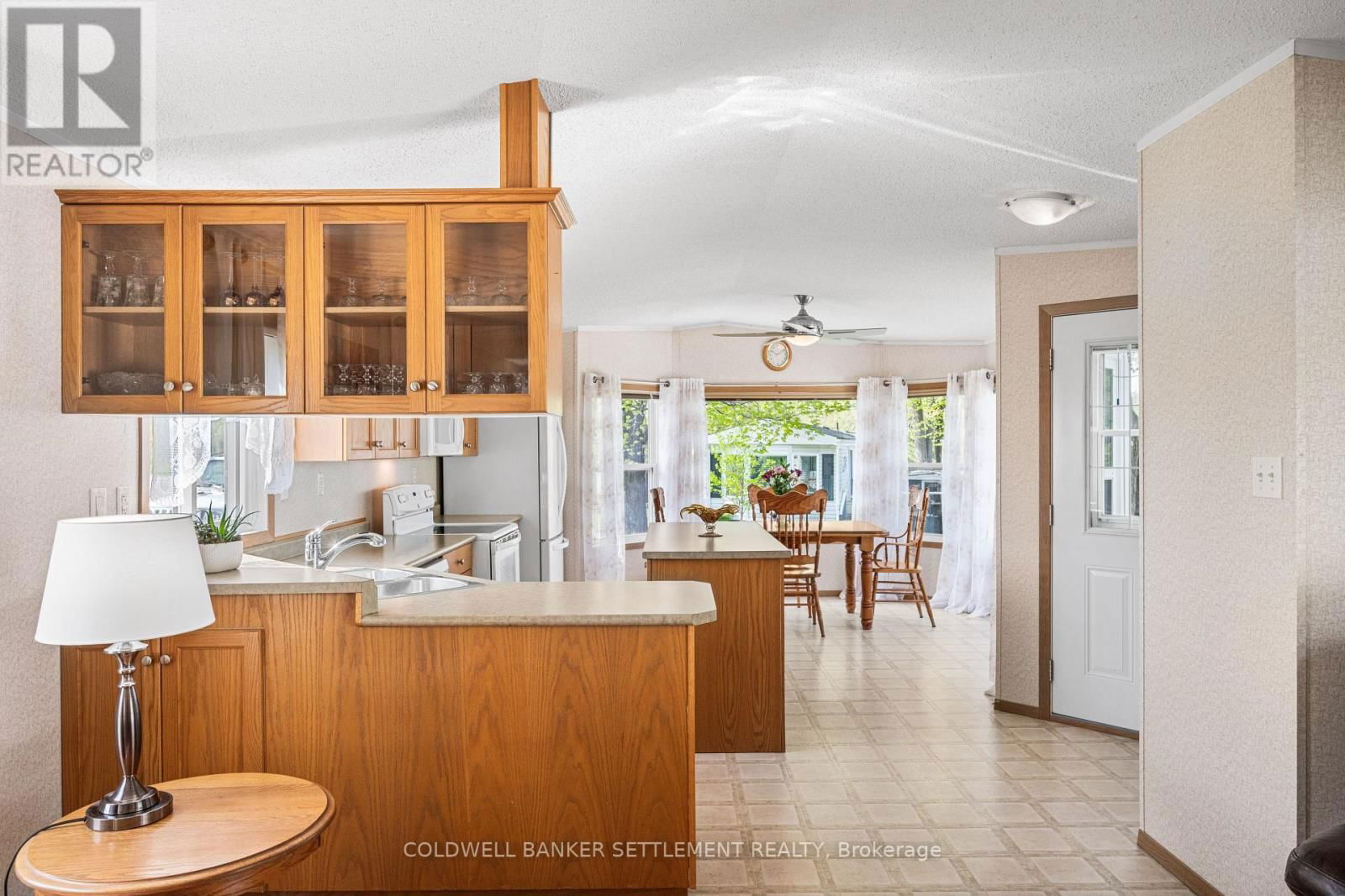 304 ACACIA ROAD Image 20
