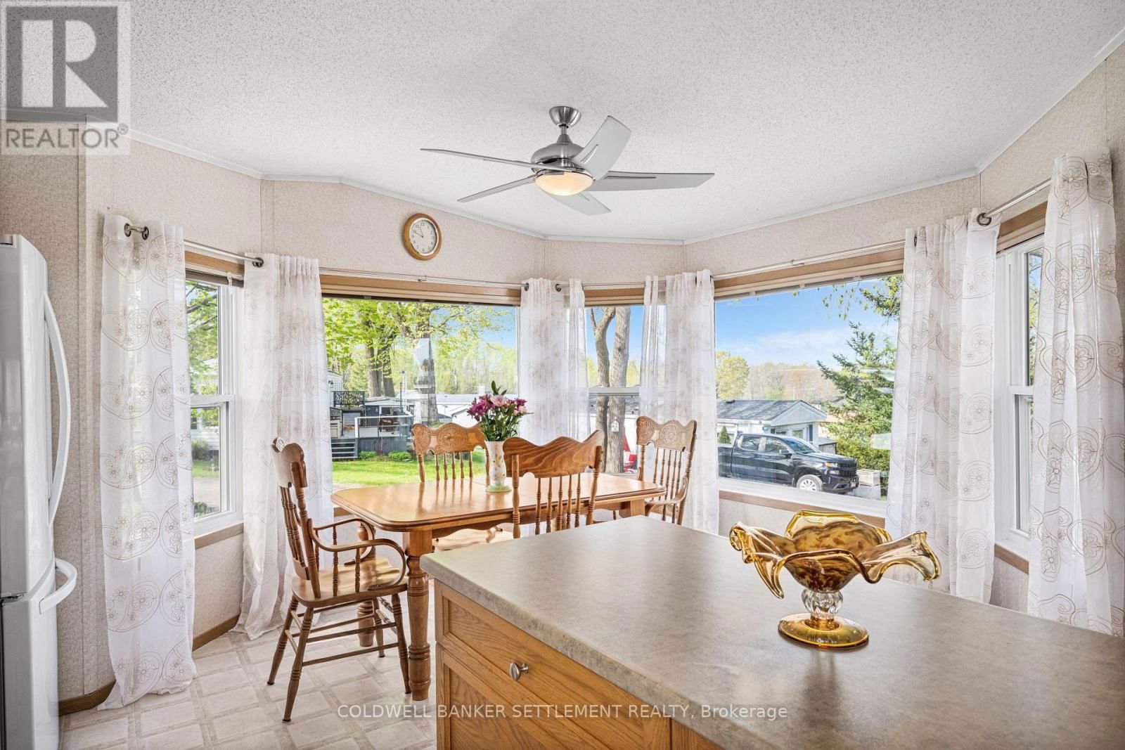 304 ACACIA ROAD Image 27
