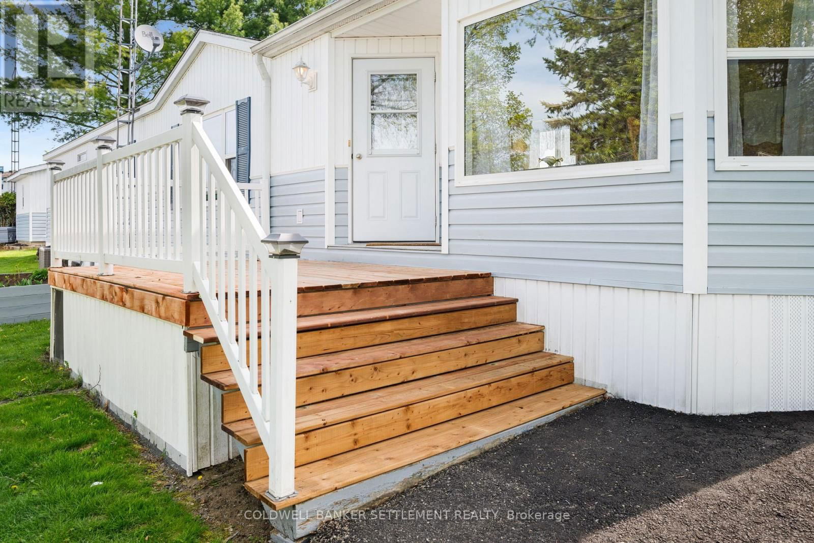 304 ACACIA ROAD Image 3