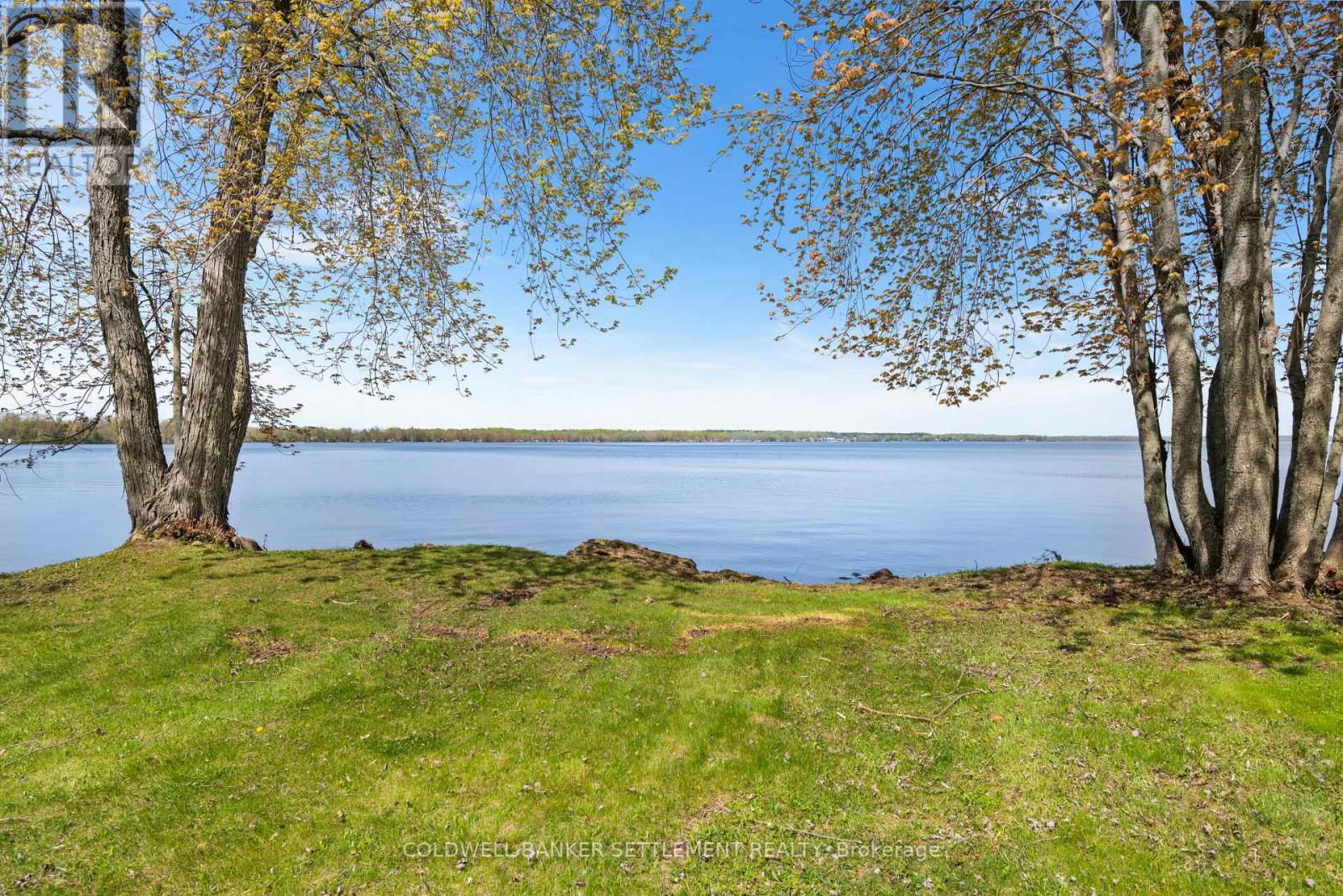 304 ACACIA ROAD Image 36