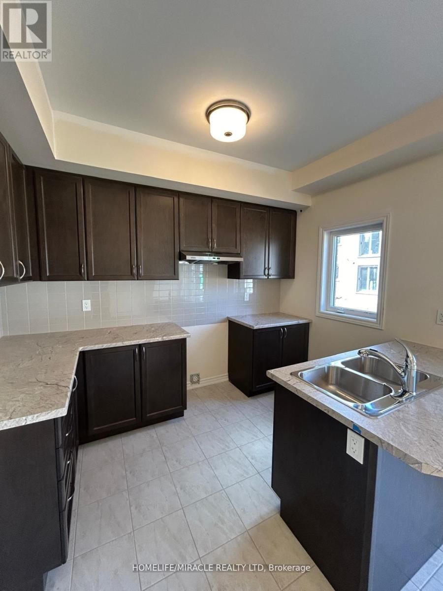 73 - 620 COLBORNE STREET WEST Image 2