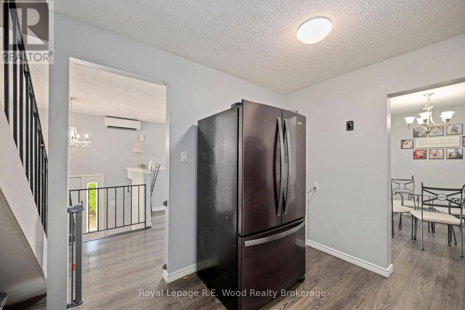48 - 760 BERKSHIRE DRIVE Image 13