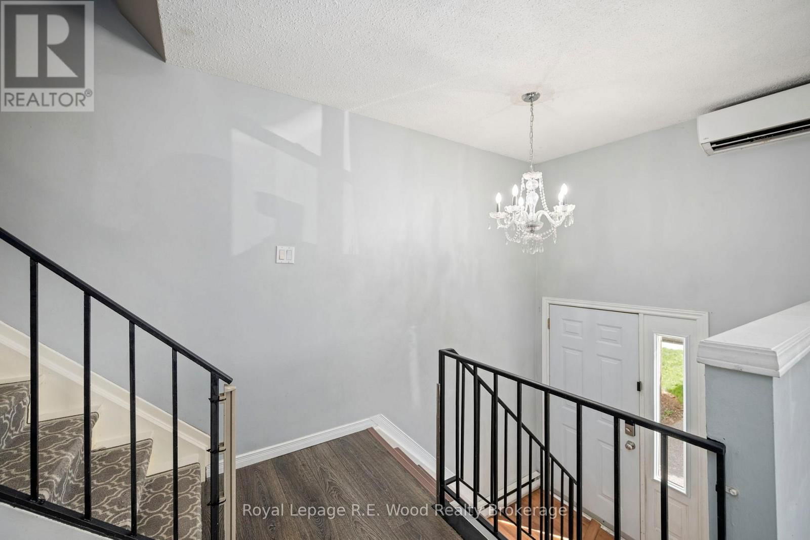 48 - 760 BERKSHIRE DRIVE Image 15