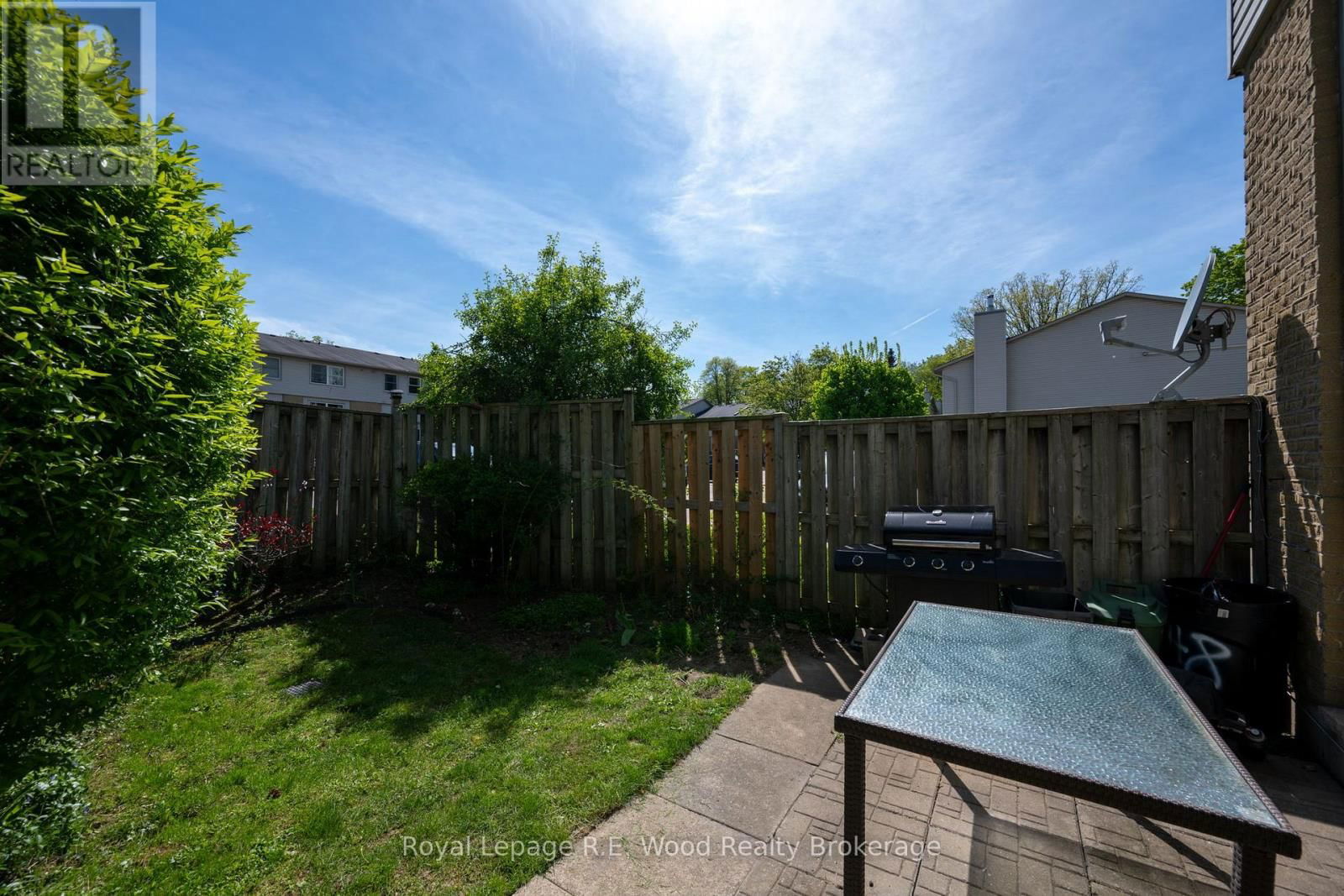 48 - 760 BERKSHIRE DRIVE Image 29