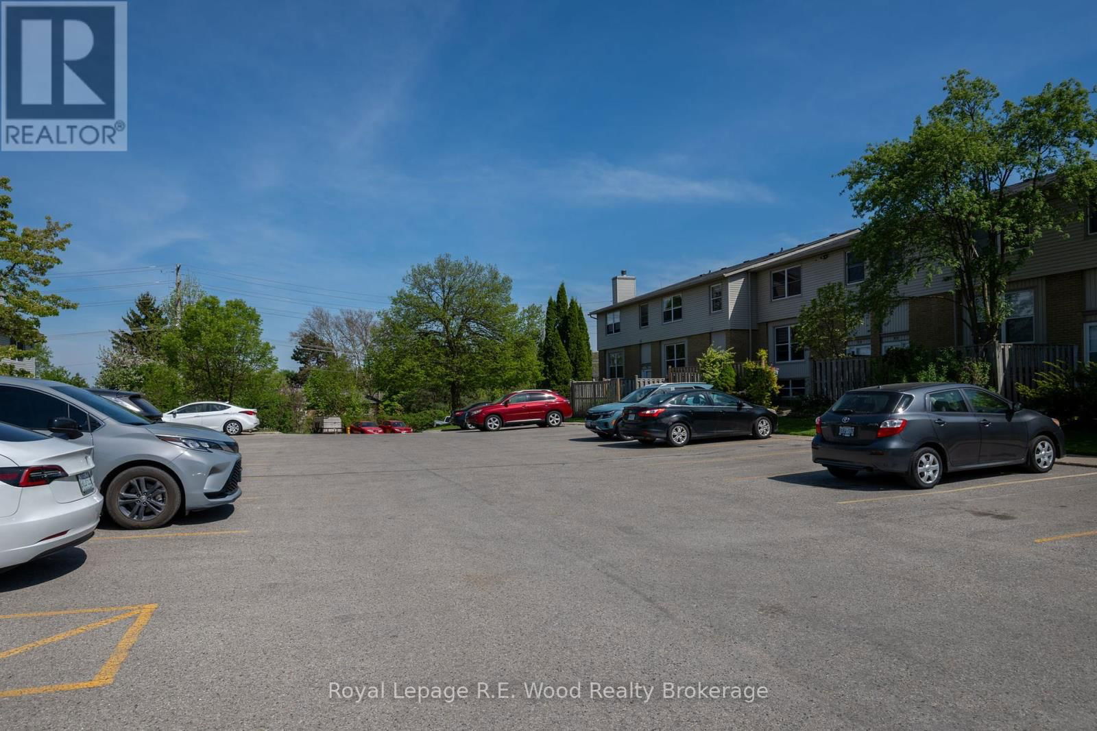 48 - 760 BERKSHIRE DRIVE Image 33