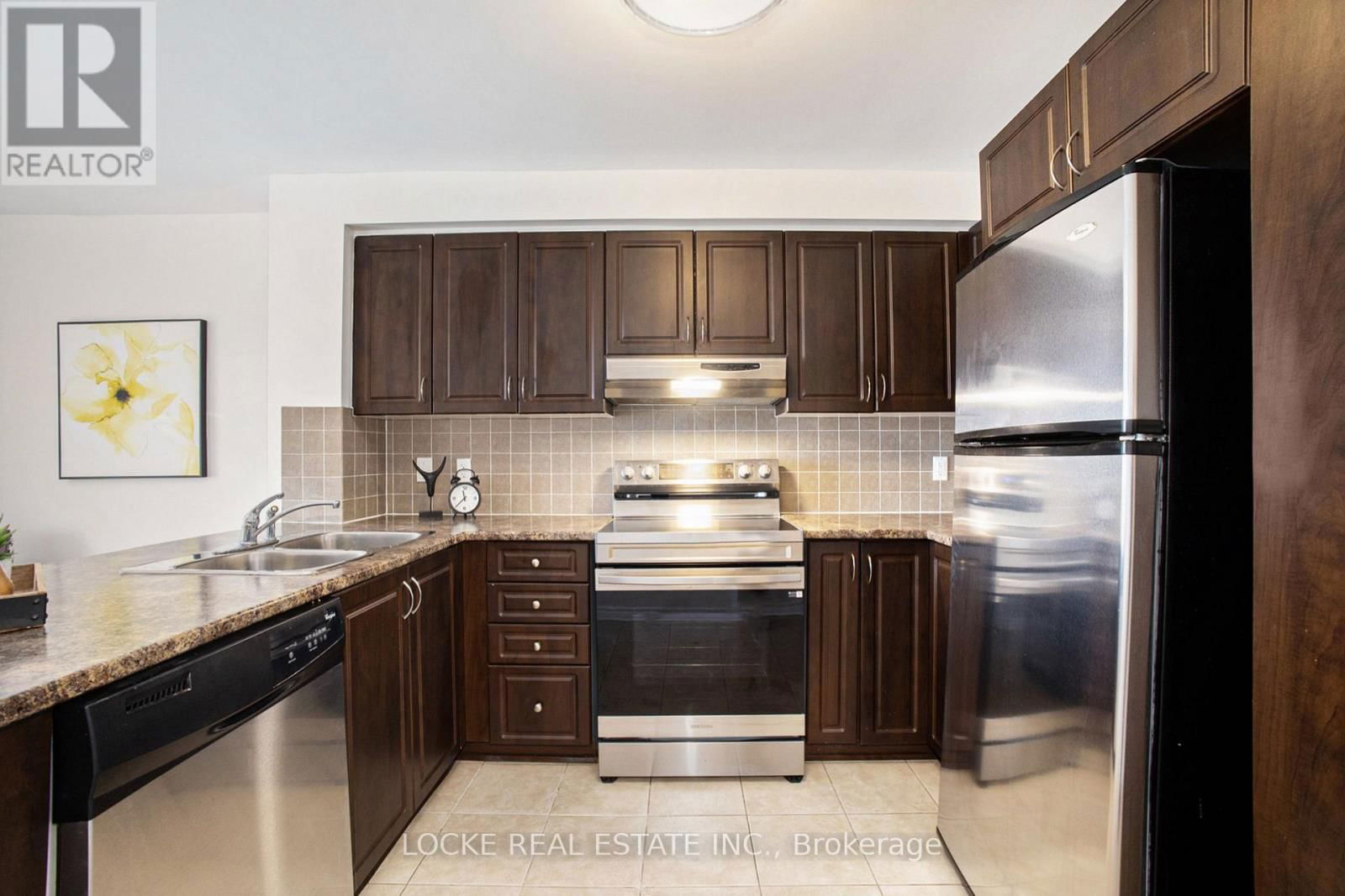 2411 ESPRIT DRIVE Image 13