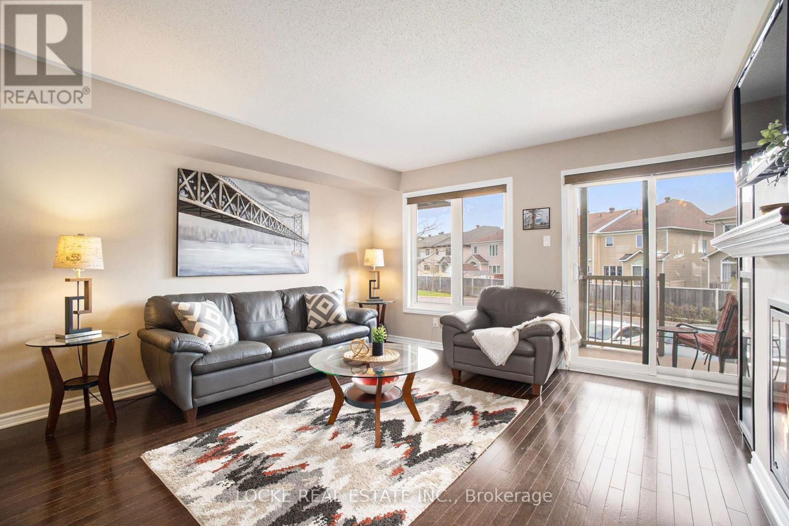 2411 ESPRIT DRIVE Image 4