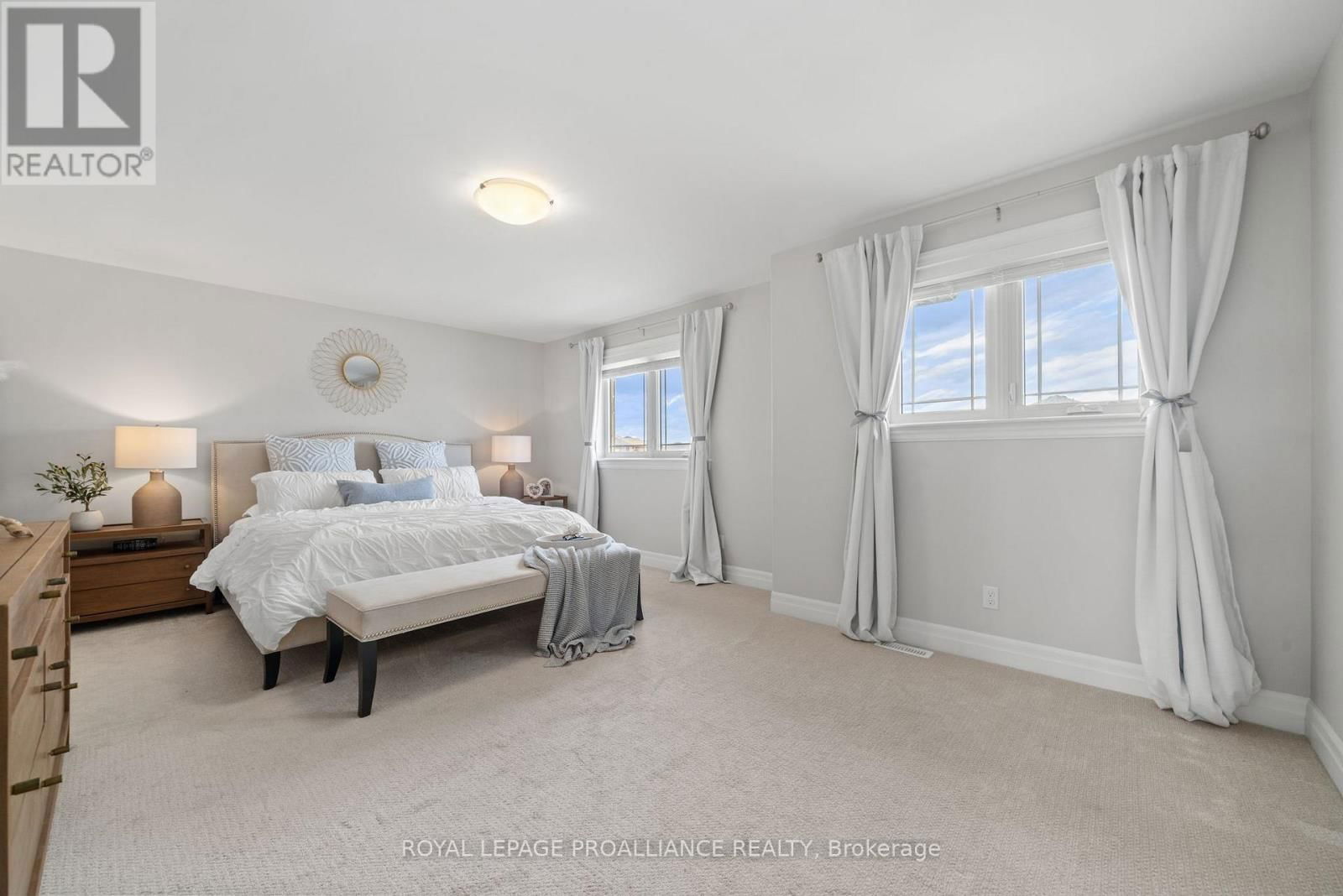 73 HUMMINGBIRD DRIVE Image 22