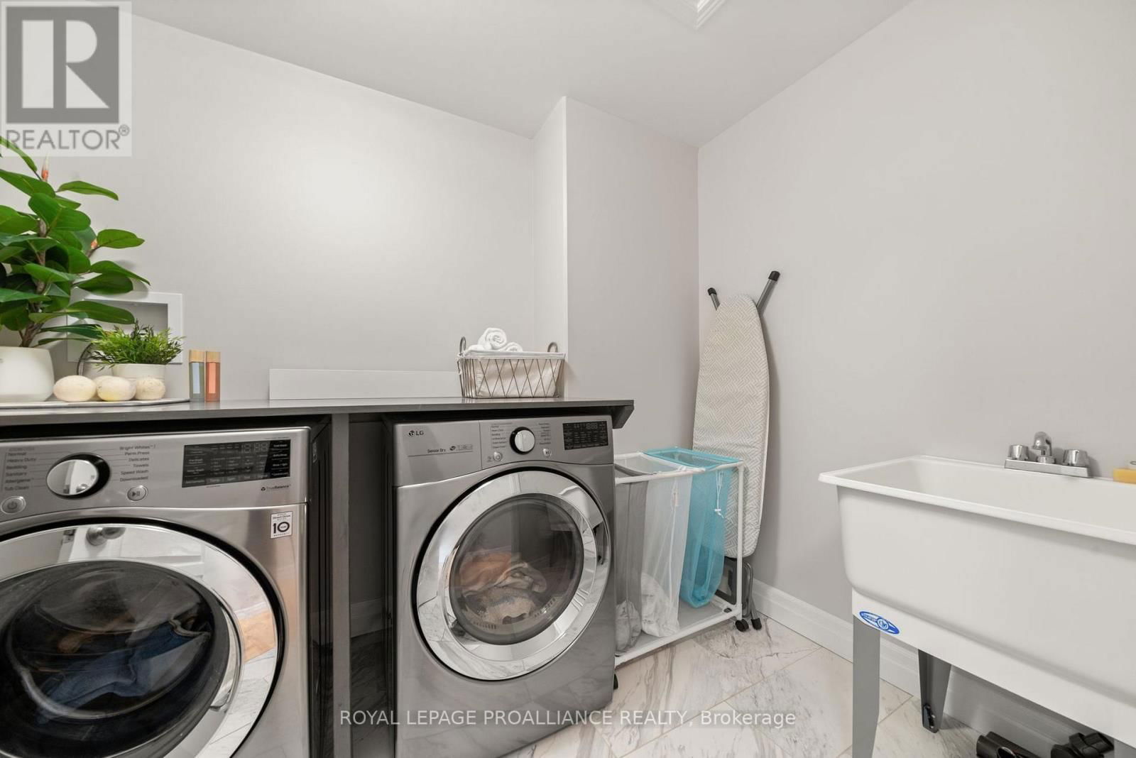 73 HUMMINGBIRD DRIVE Image 33