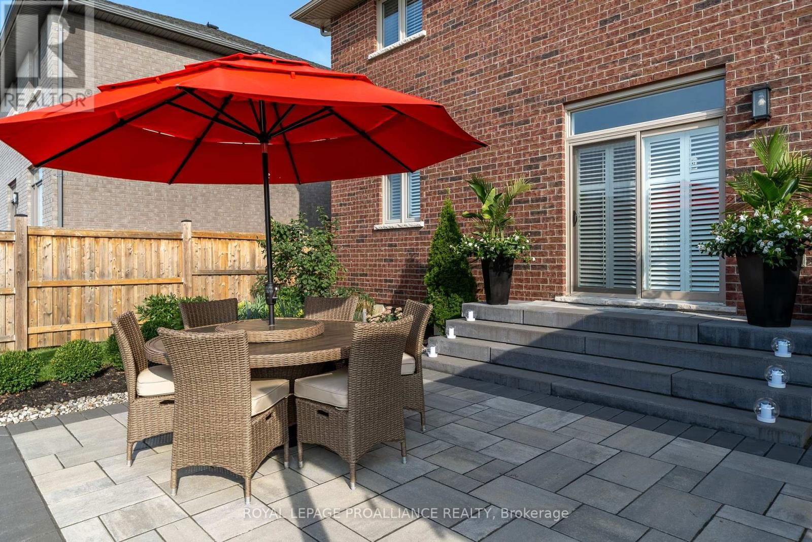 73 HUMMINGBIRD DRIVE Image 34