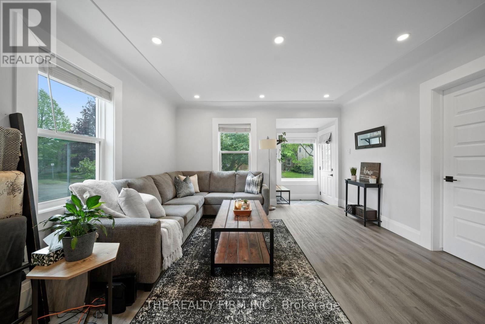 200 EDINBURGH STREET Image 8