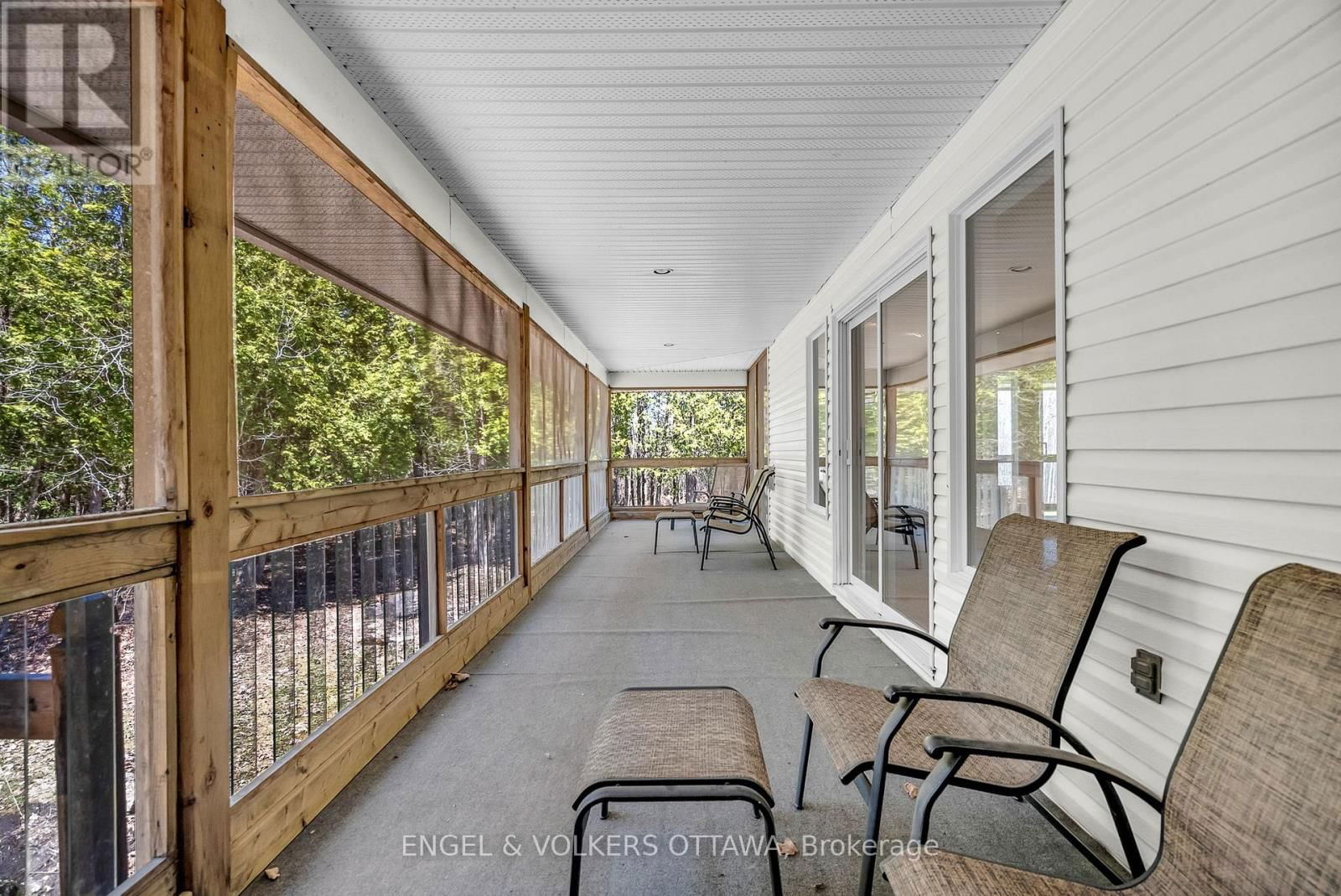 7359 MARCELLA DRIVE Image 24
