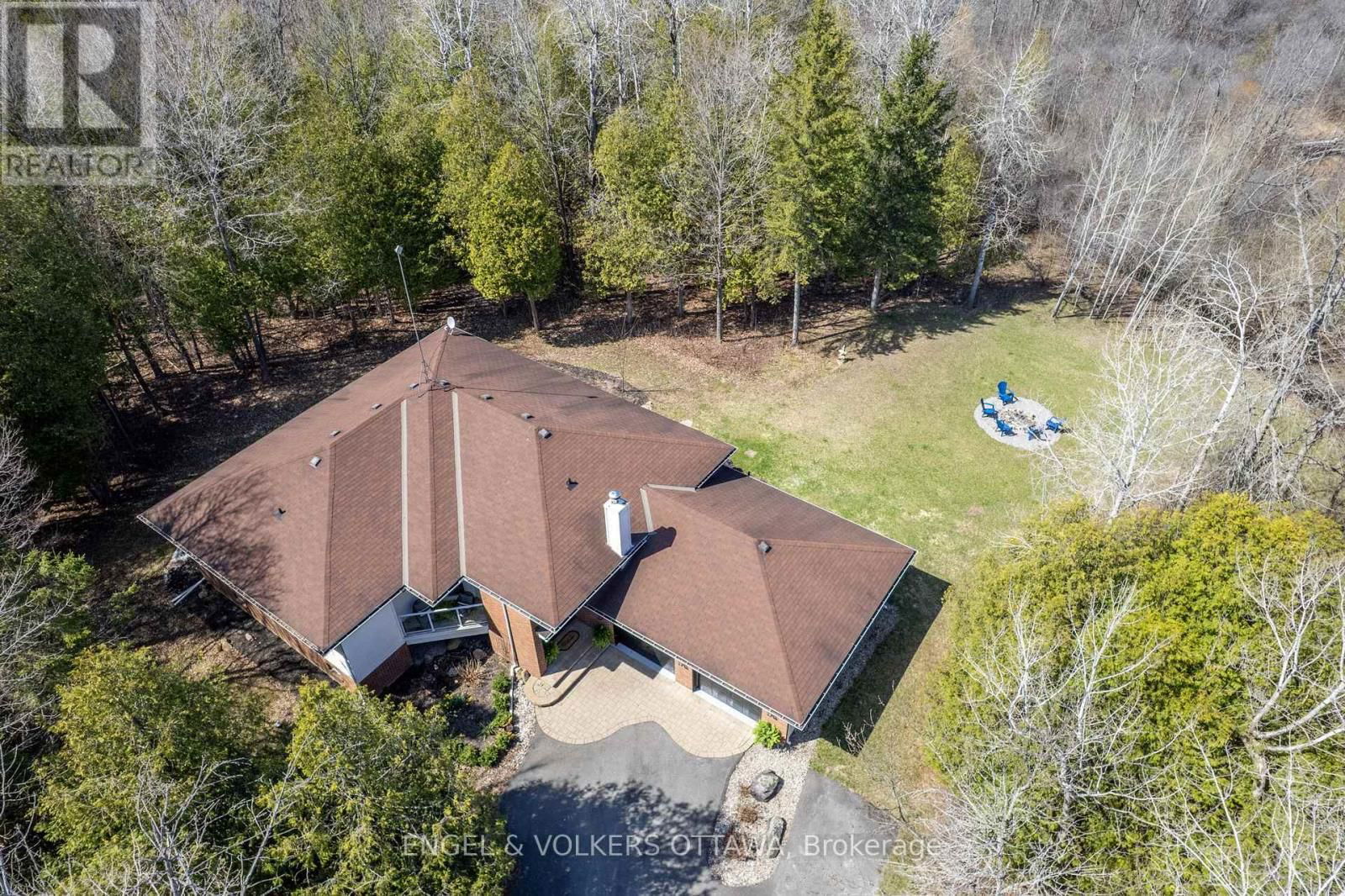7359 MARCELLA DRIVE Image 38