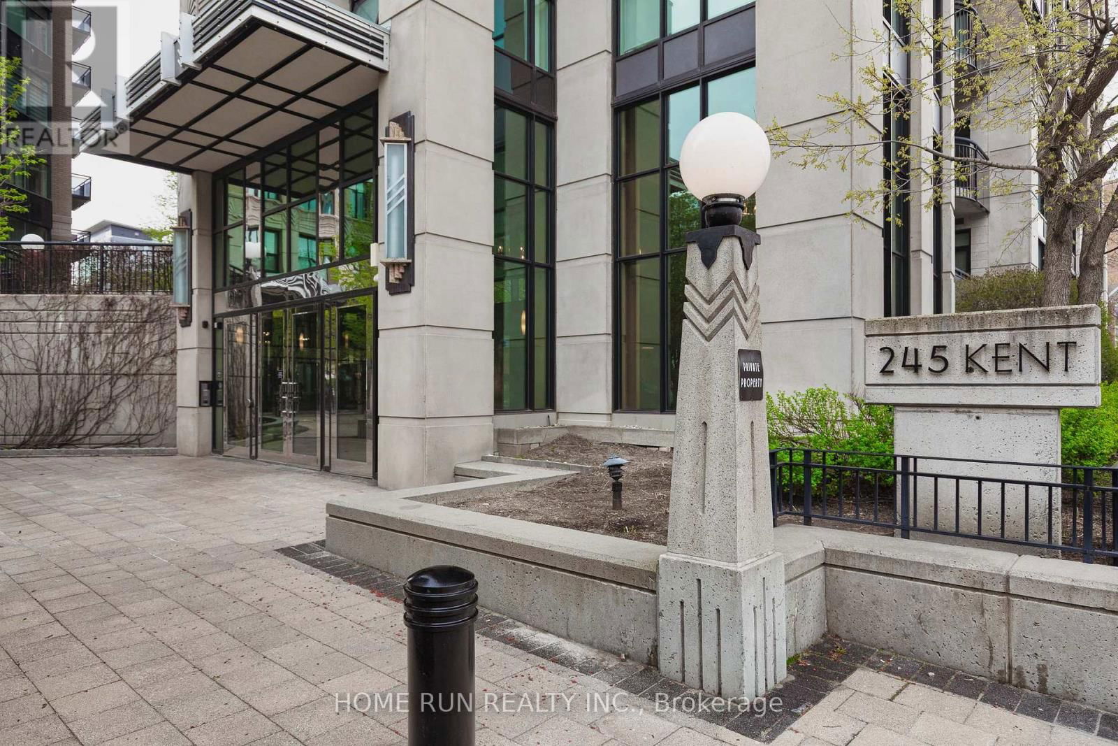 708 - 245 KENT STREET Image 4