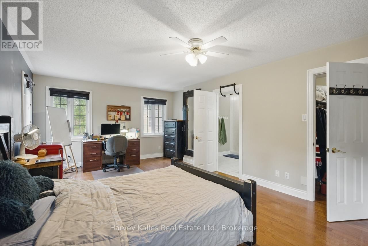9 MELANE COURT Image 18