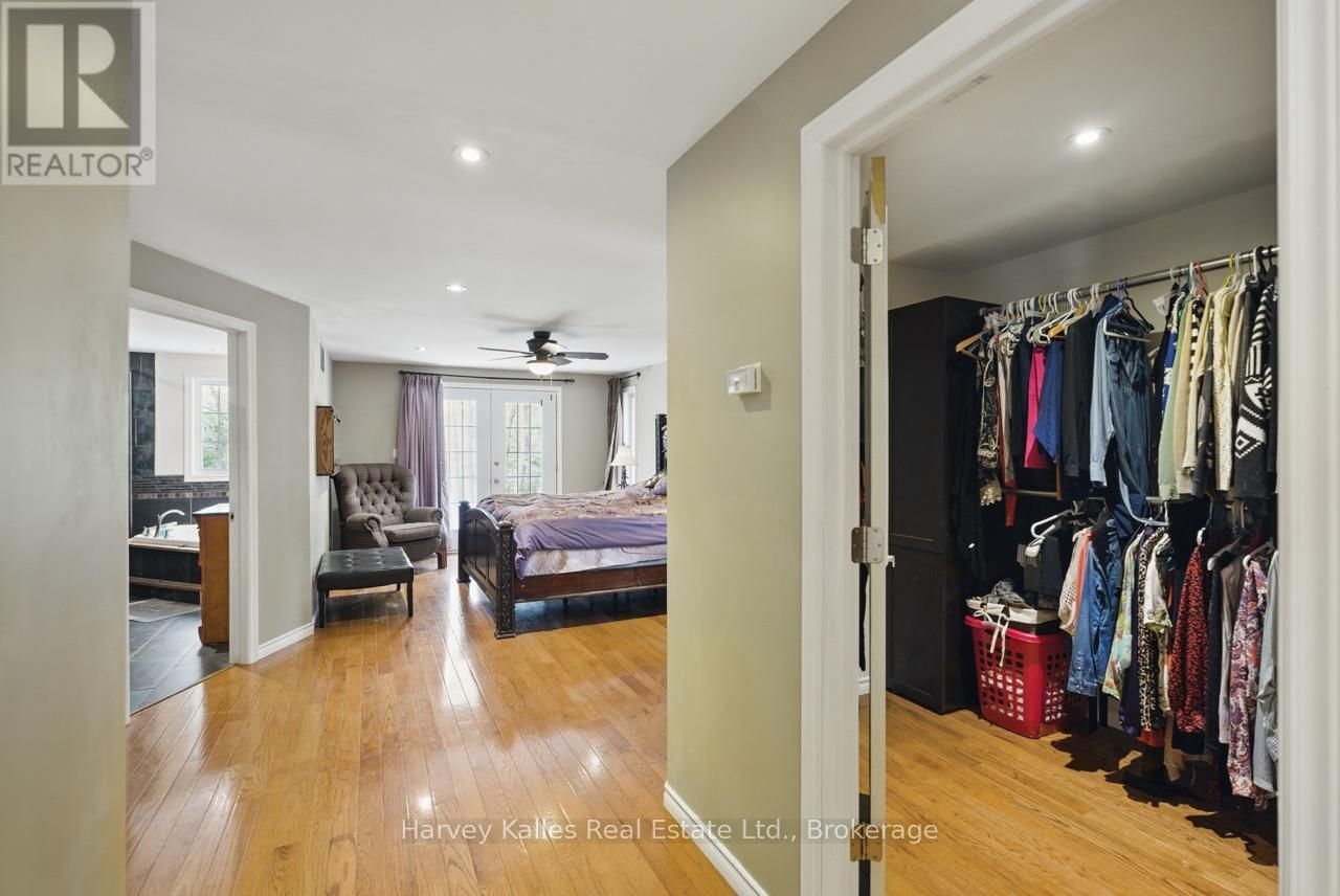 9 MELANE COURT Image 24