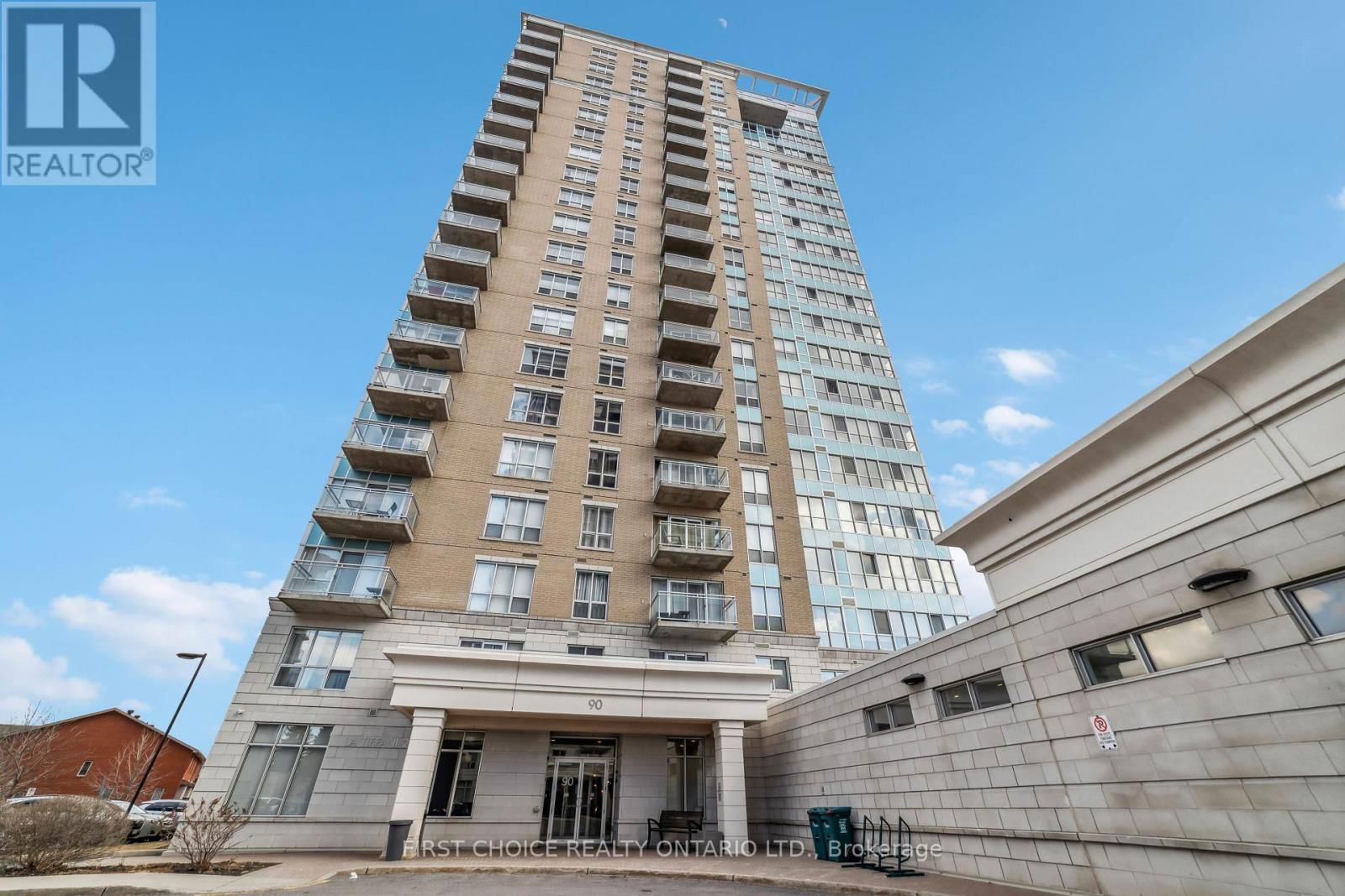 102 - 90 LANDRY STREET Image 1