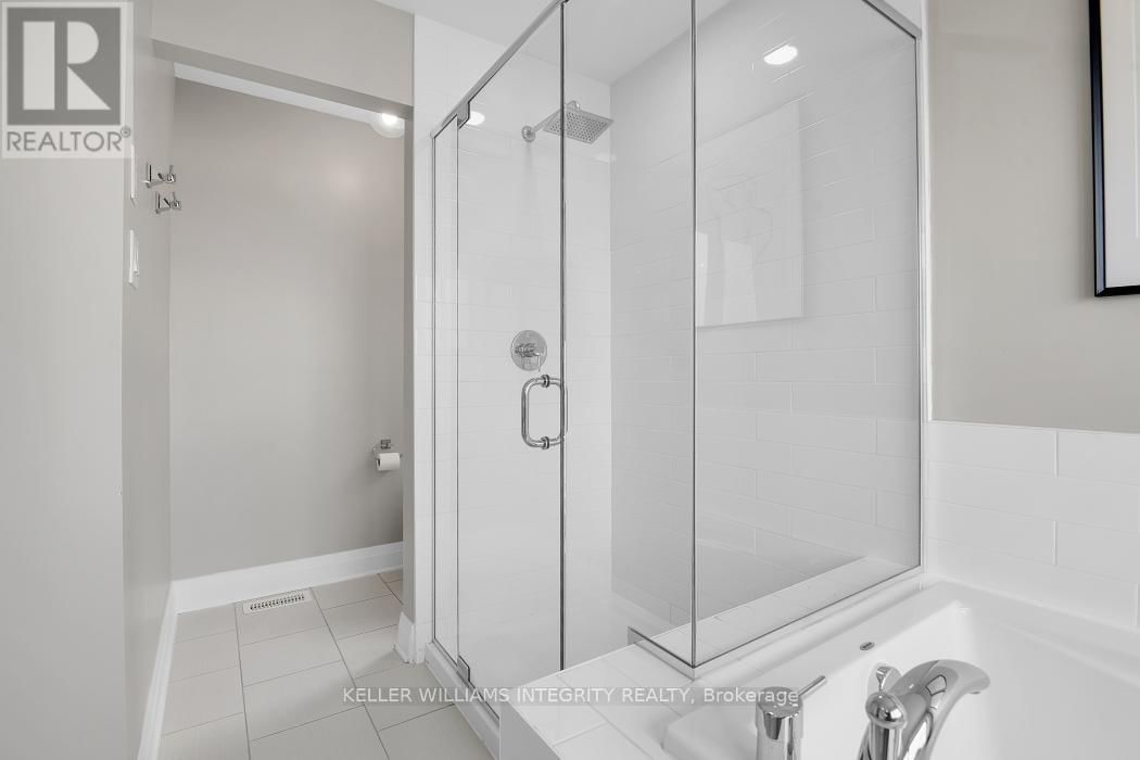 828 CARNELIAN CRESCENT Image 18