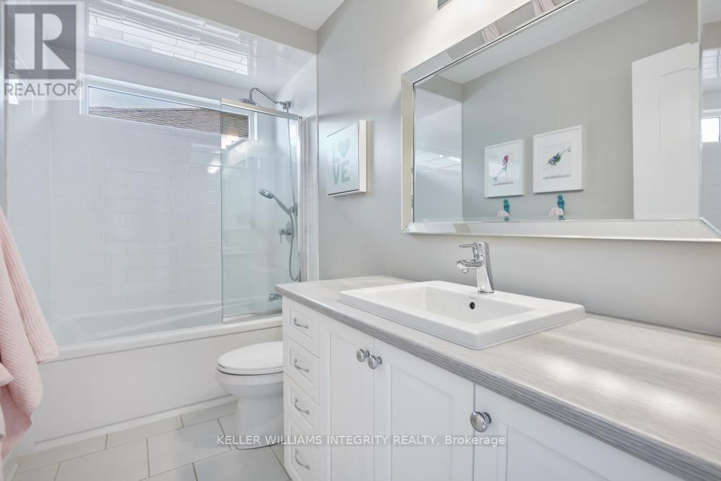 828 CARNELIAN CRESCENT Image 22