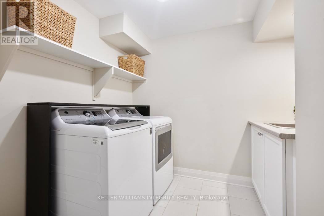 828 CARNELIAN CRESCENT Image 26