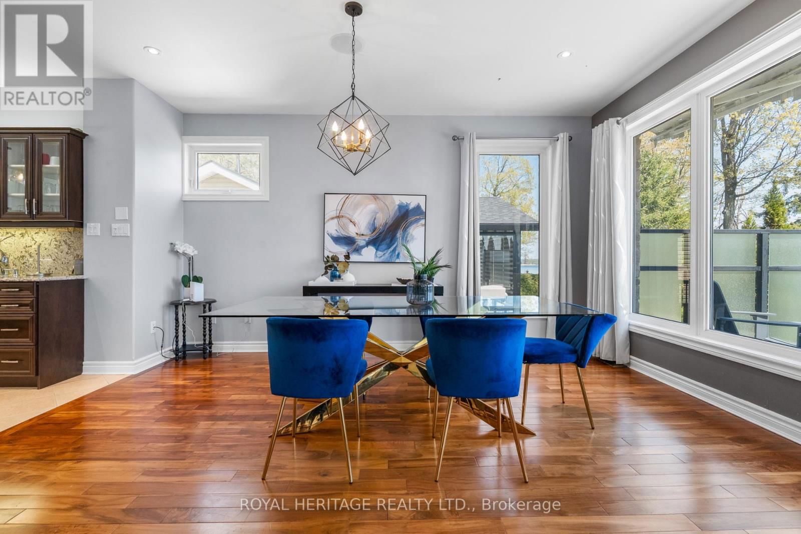 34 HILLS ROAD Image 16