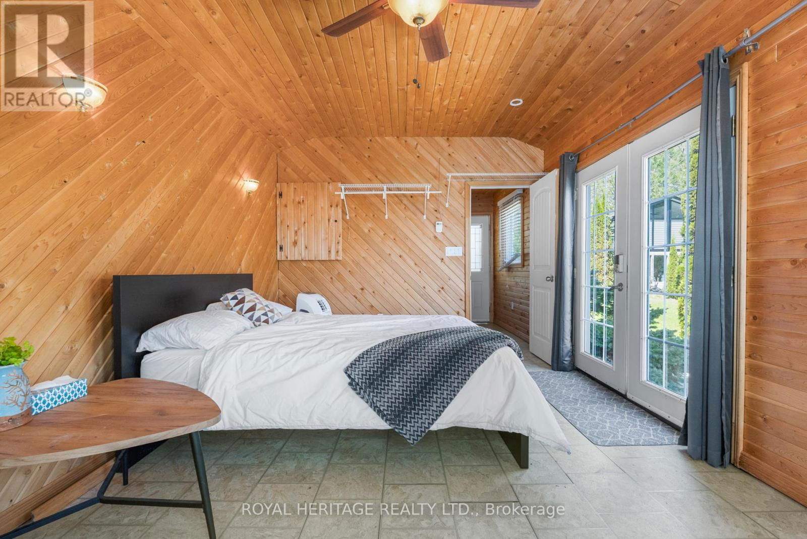 34 HILLS ROAD Image 39