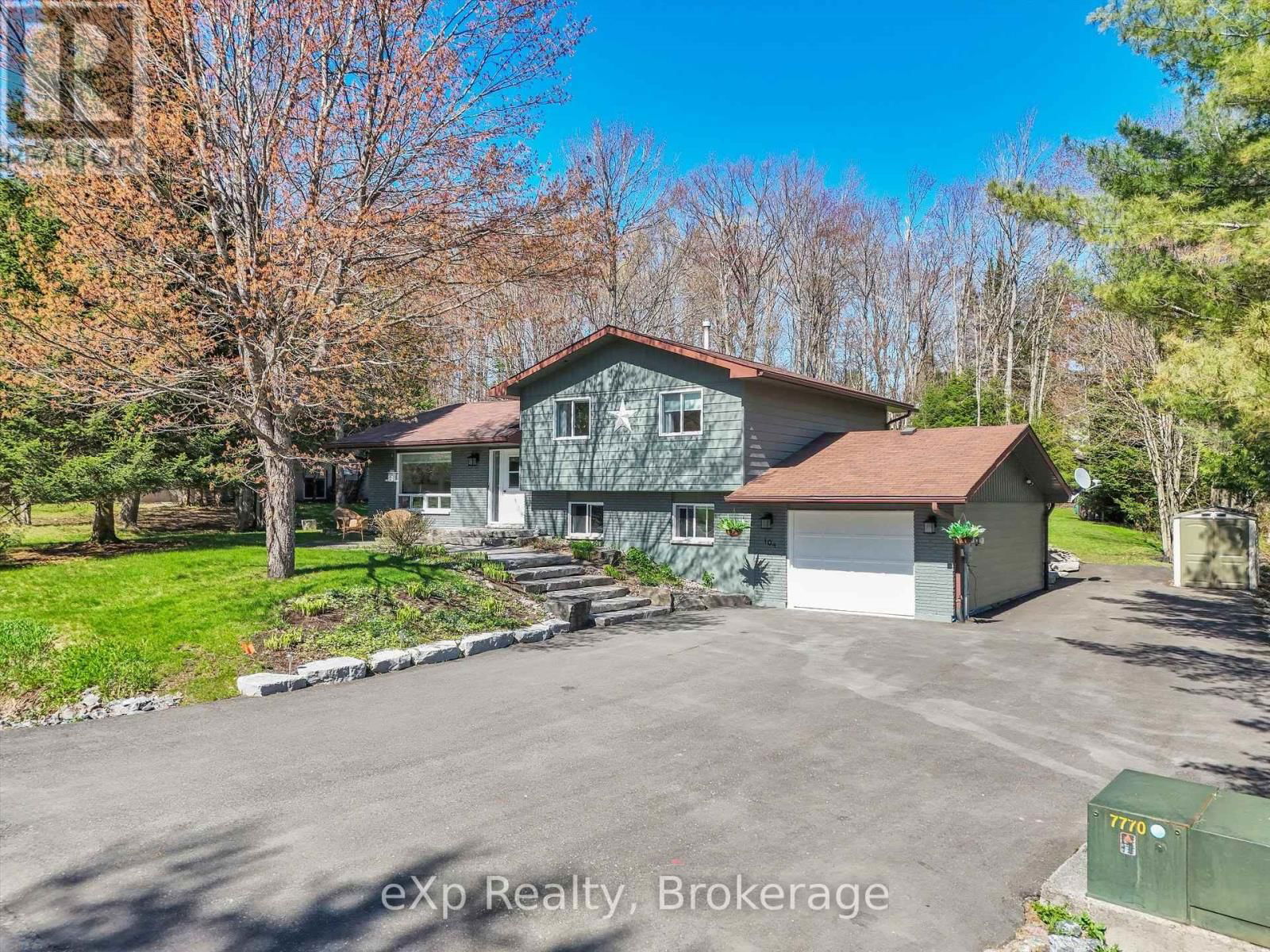 104 MEADOW HEIGHTS DRIVE Image 1
