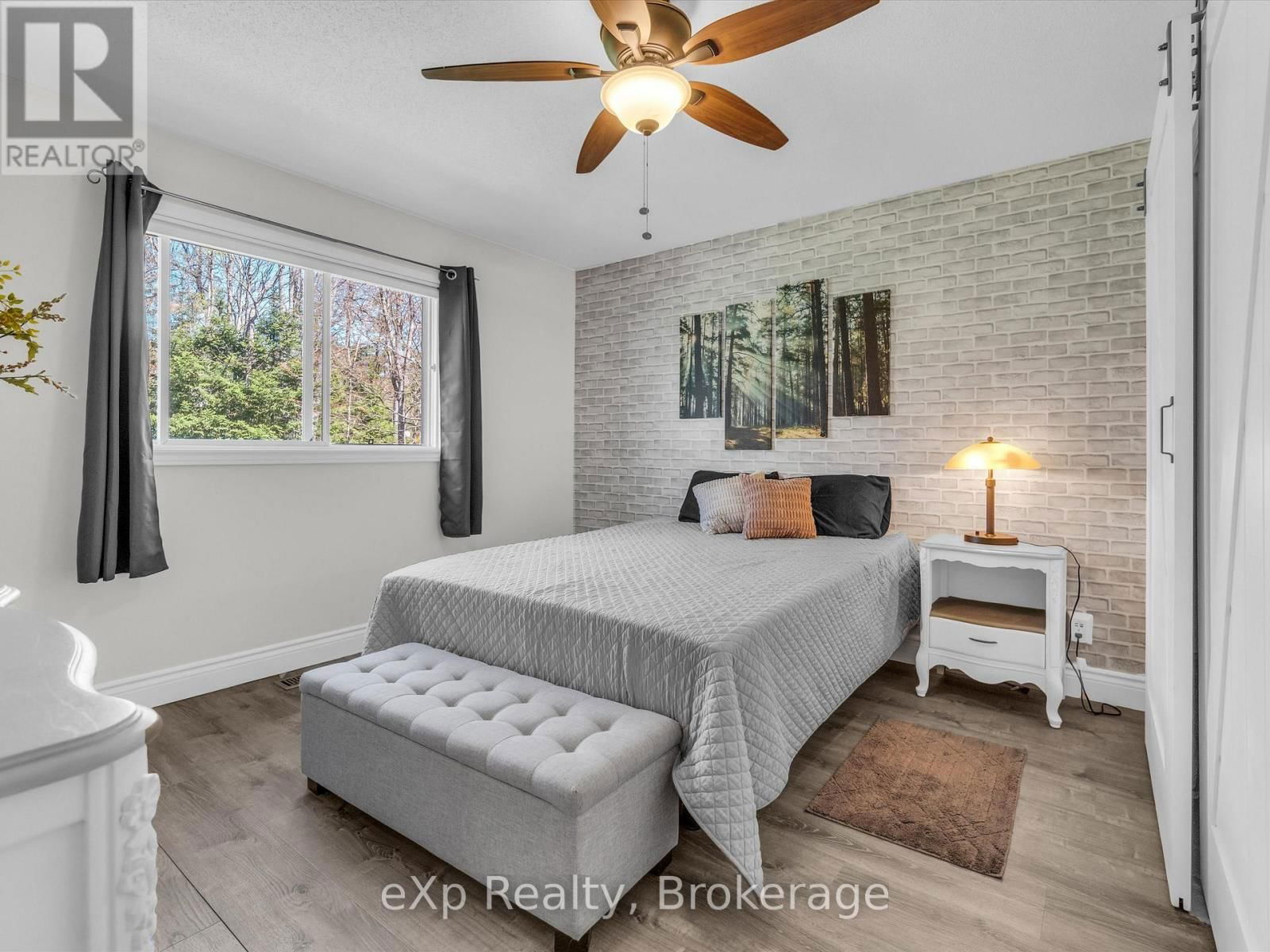 104 MEADOW HEIGHTS DRIVE Image 11