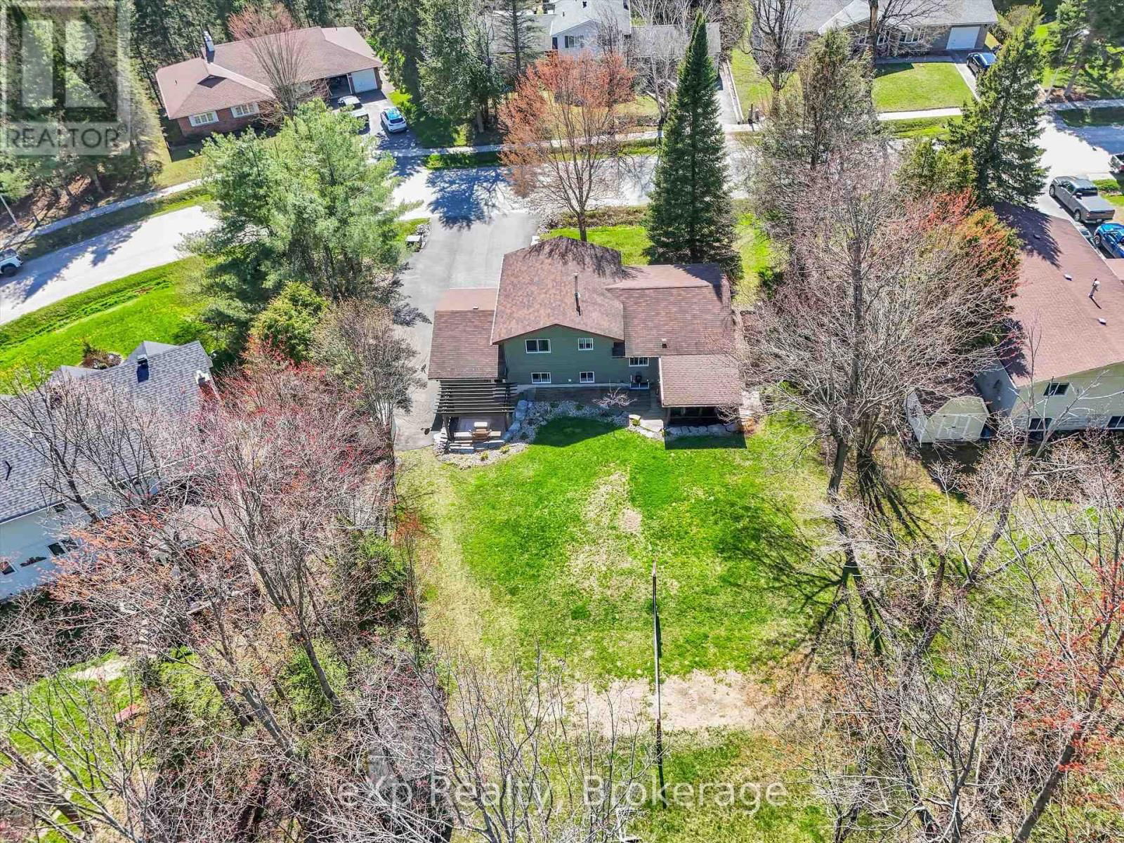 104 MEADOW HEIGHTS DRIVE Image 22