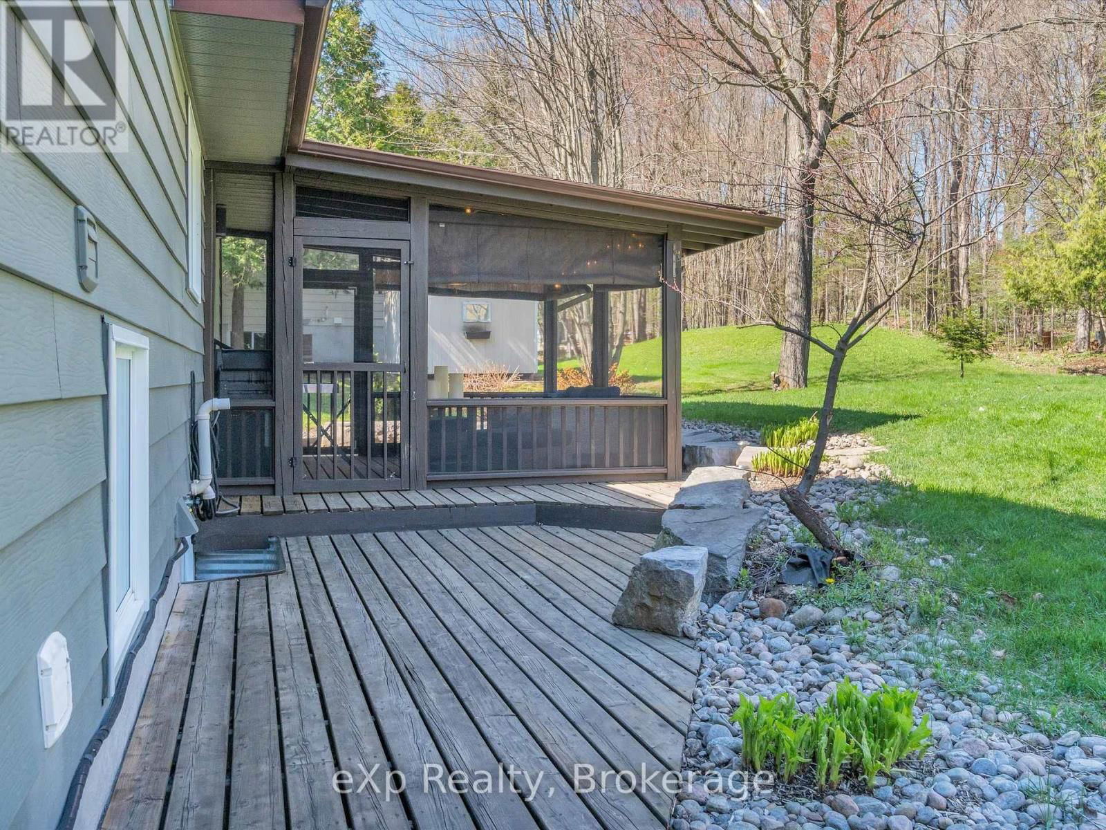 104 MEADOW HEIGHTS DRIVE Image 33