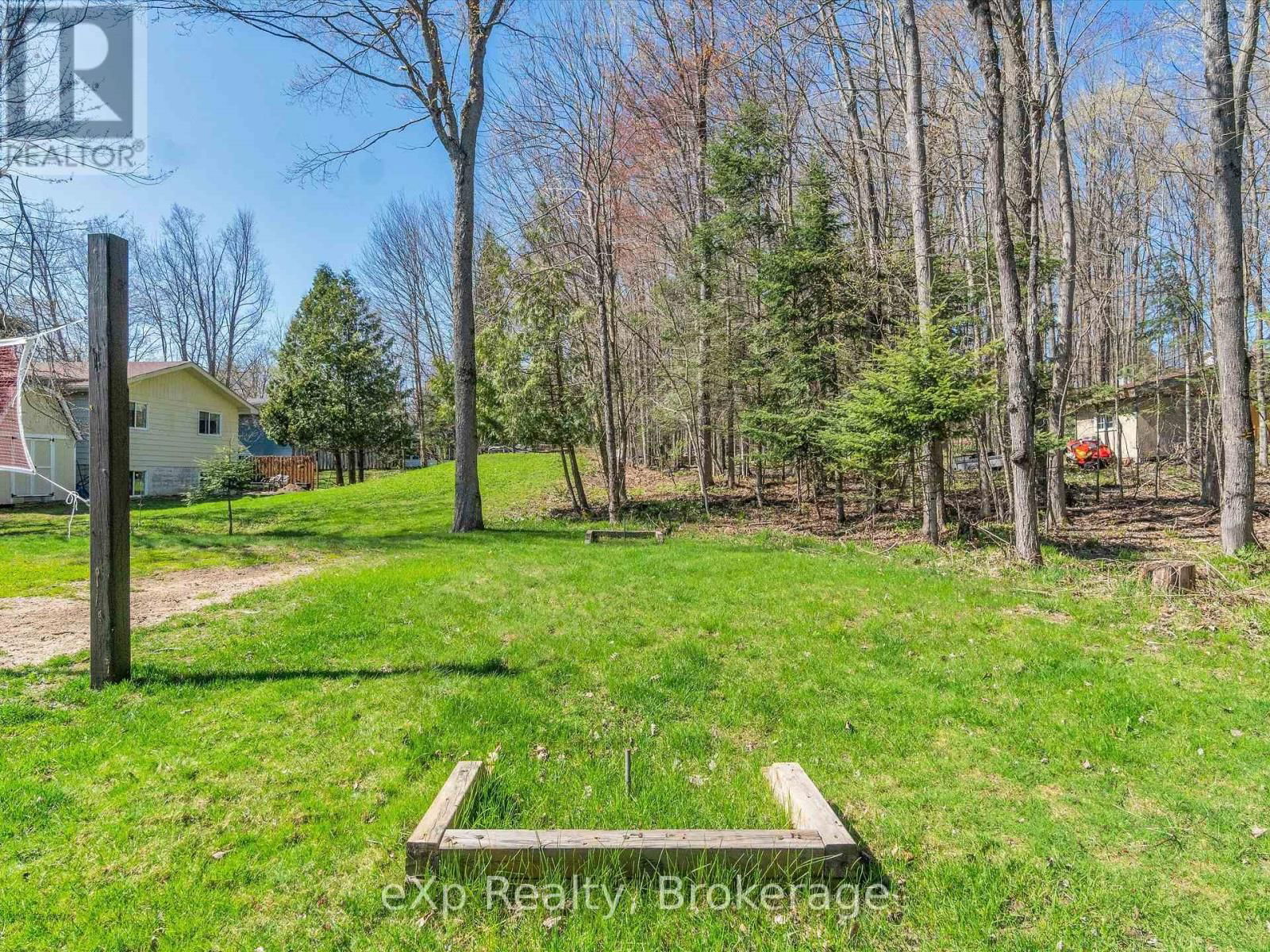 104 MEADOW HEIGHTS DRIVE Image 36