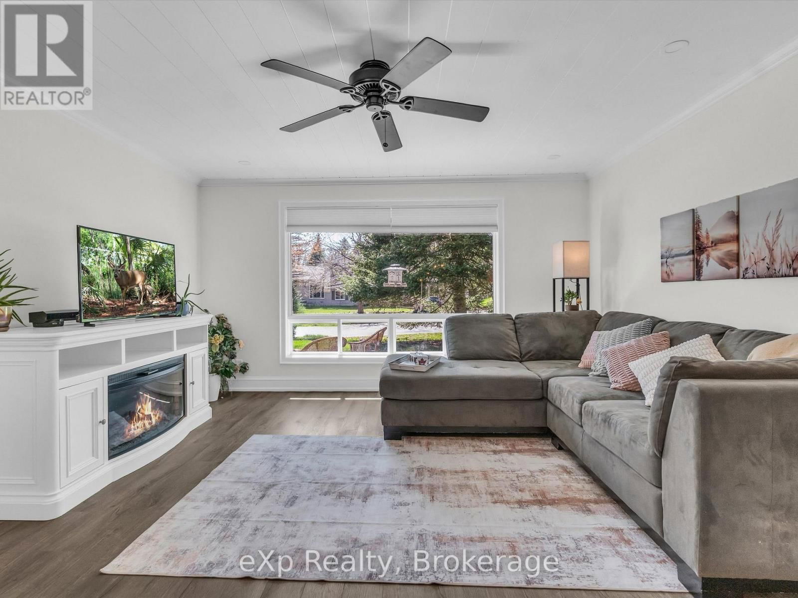 104 MEADOW HEIGHTS DRIVE Image 7