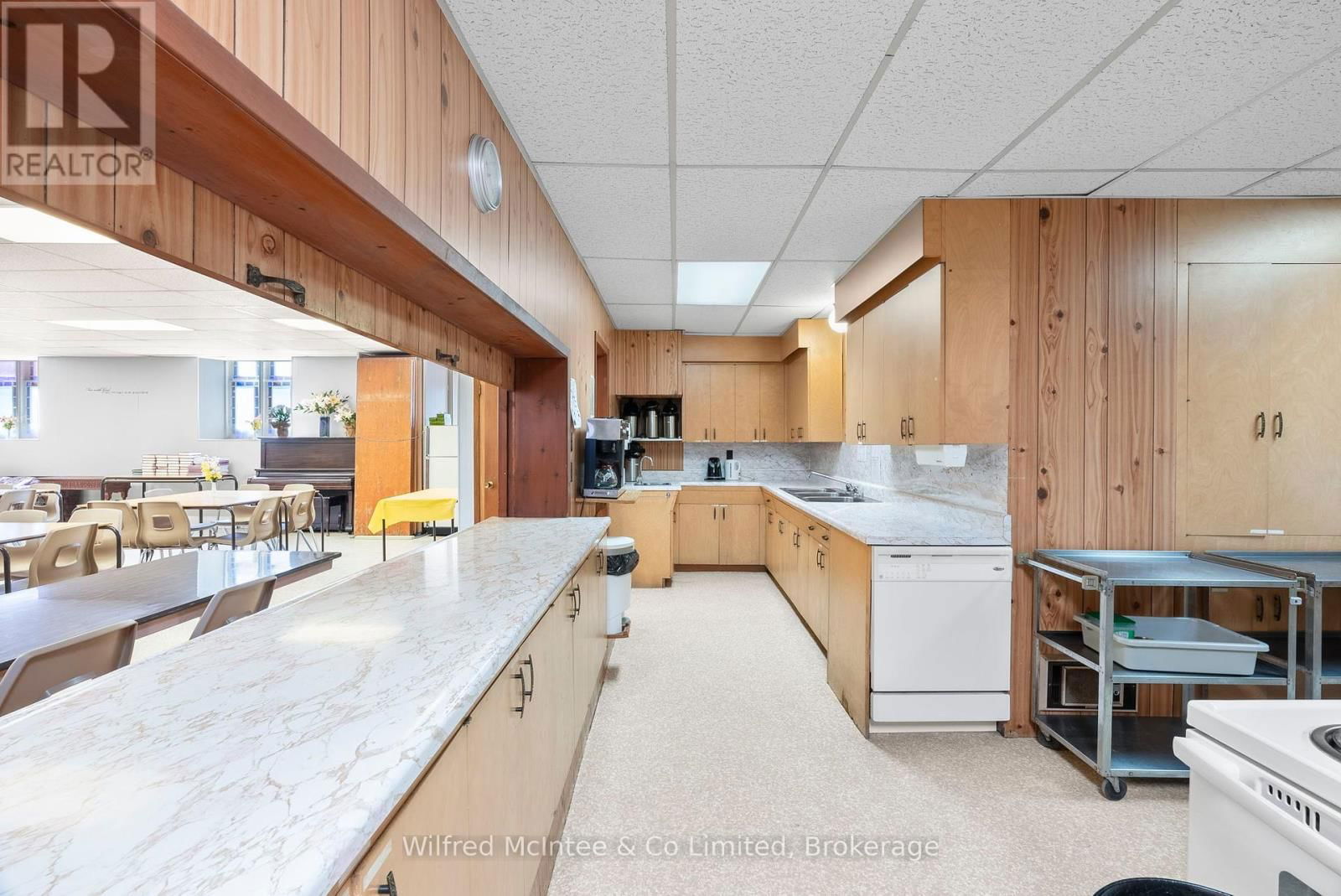 111 2ND SE AVENUE Image 28