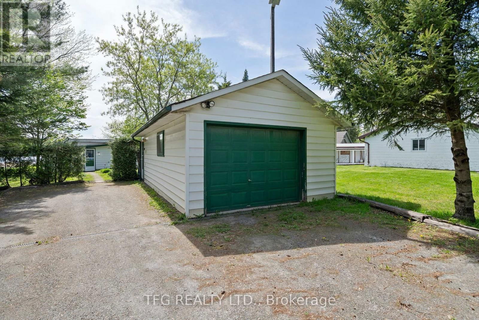 112 CEDAR SHORES DRIVE Image 39