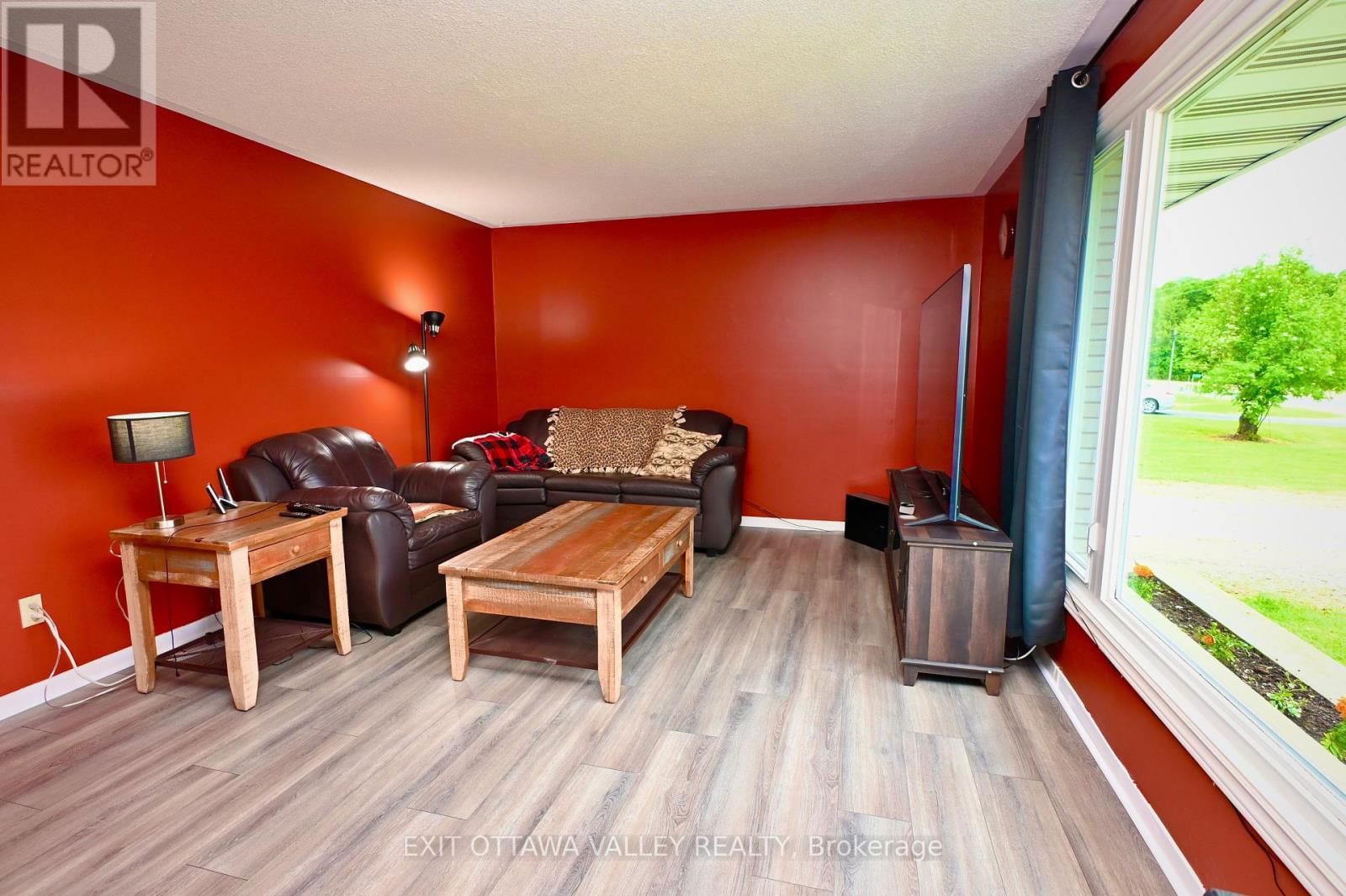 2297 BEACHBURG ROAD Image 13