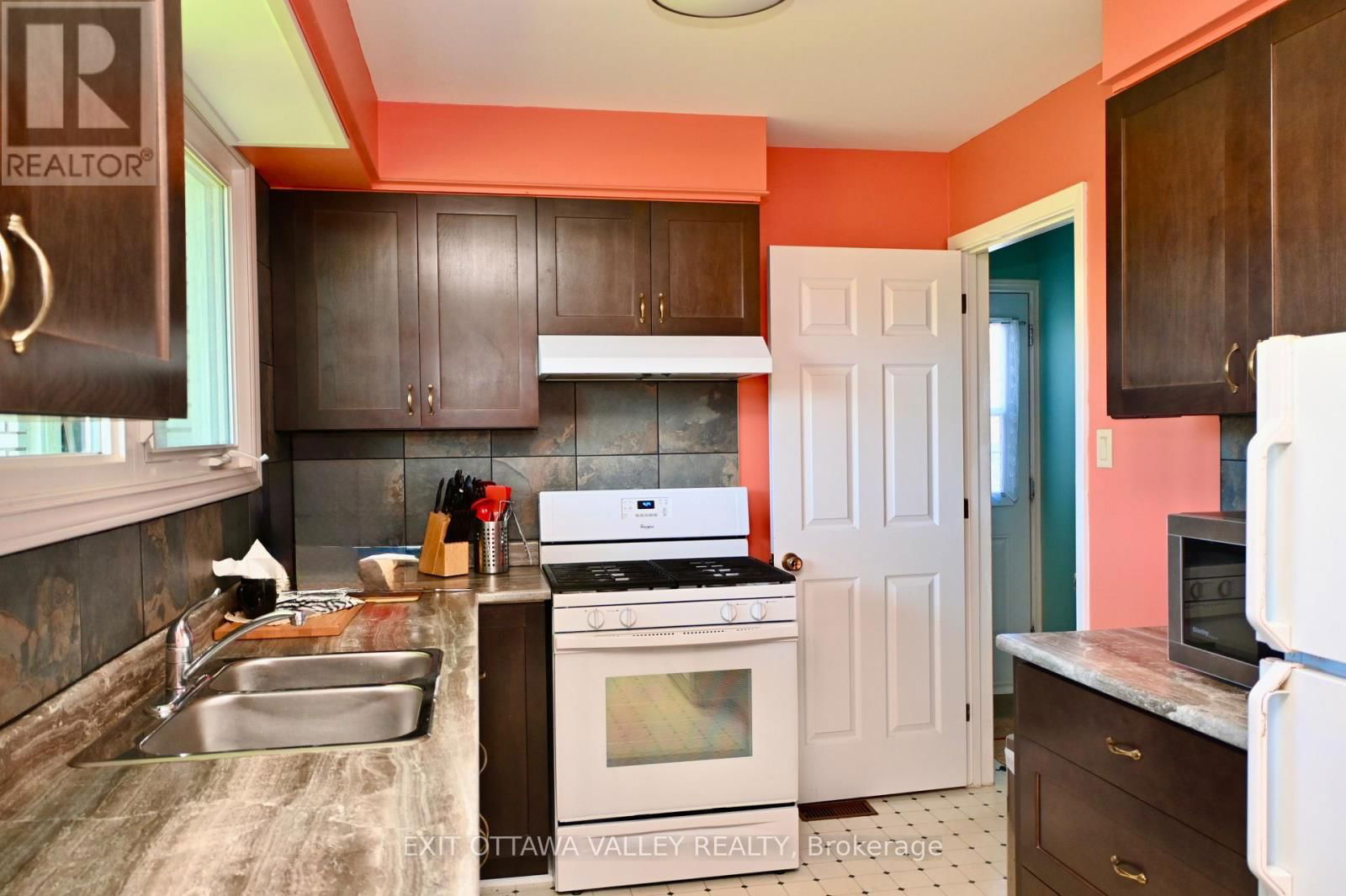 2297 BEACHBURG ROAD Image 17