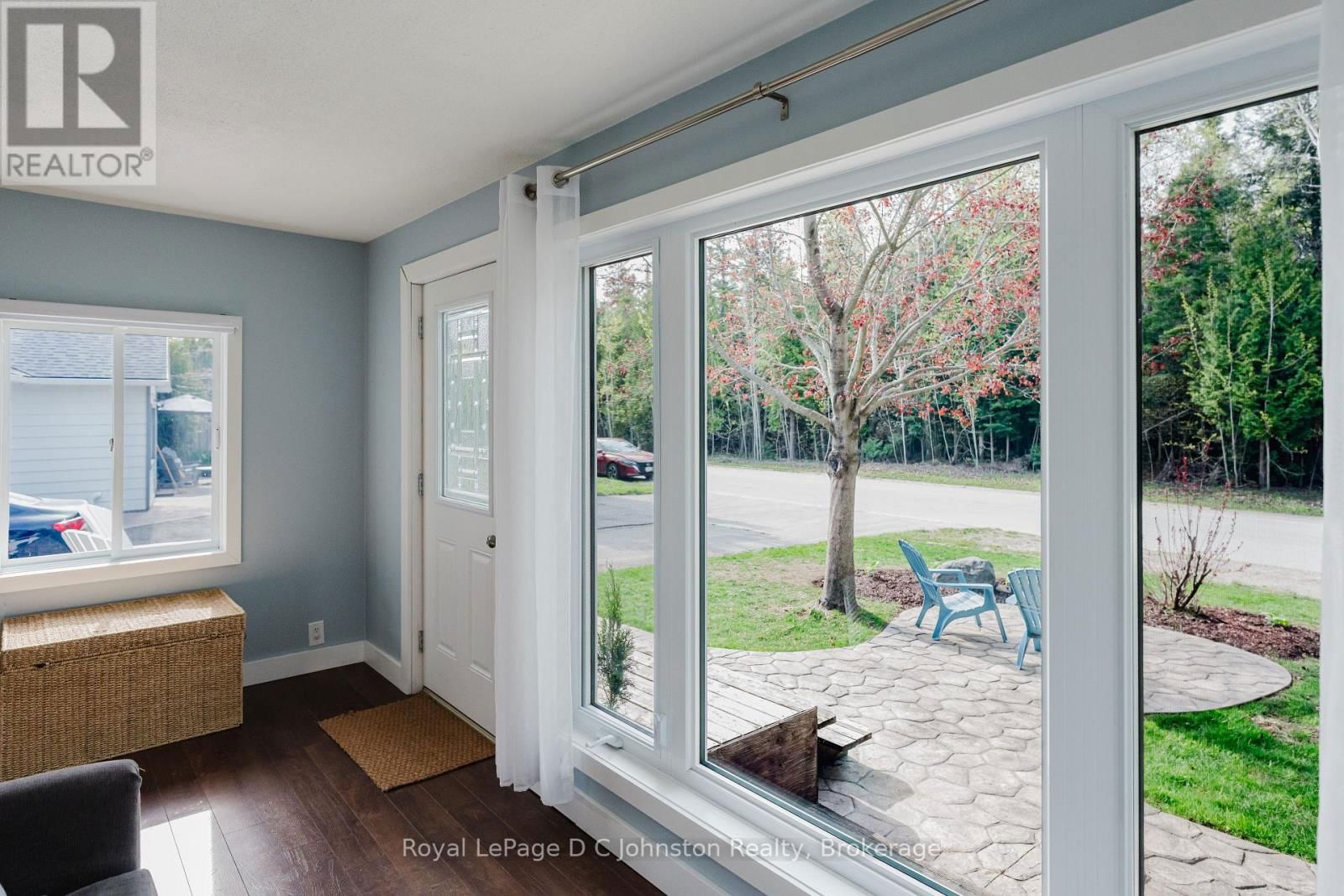 38 OAK STREET Image 30